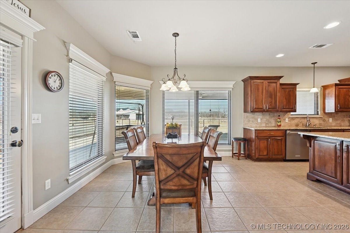 24383 E 145th Street S Property Photo 14