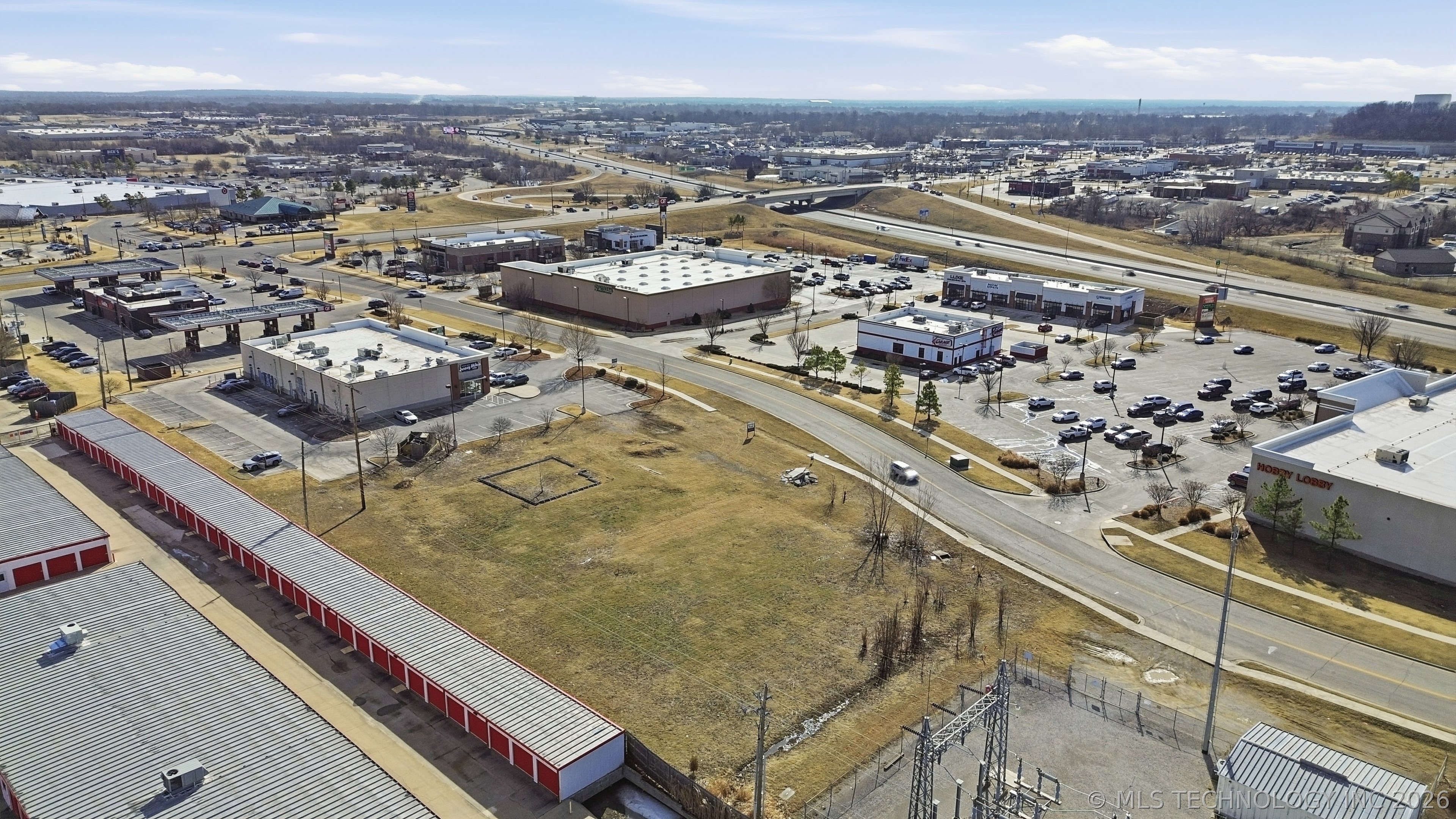 800 E Hillside Drive Property Photo 5