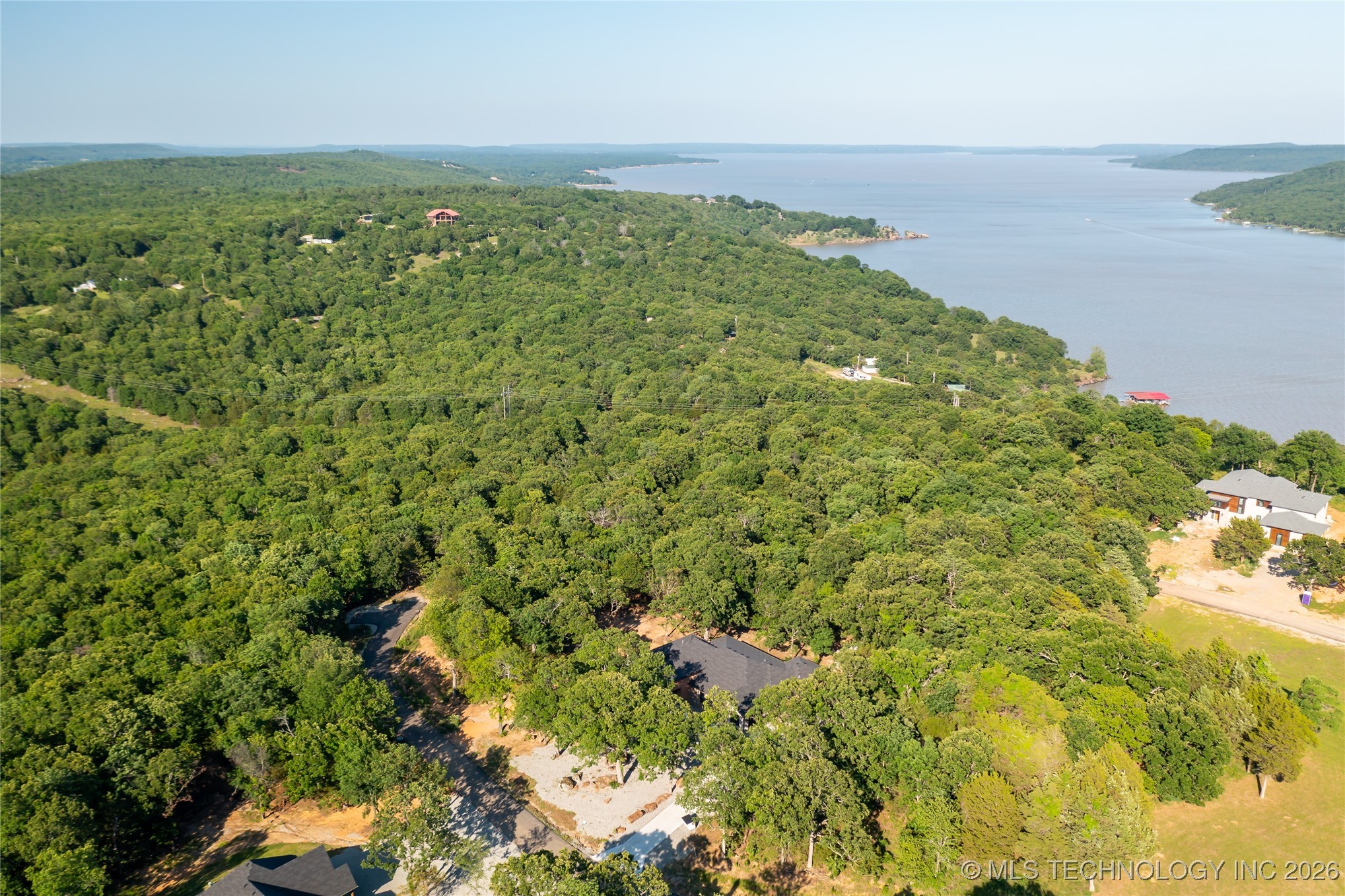 118289 S 4215 Property Photo 25