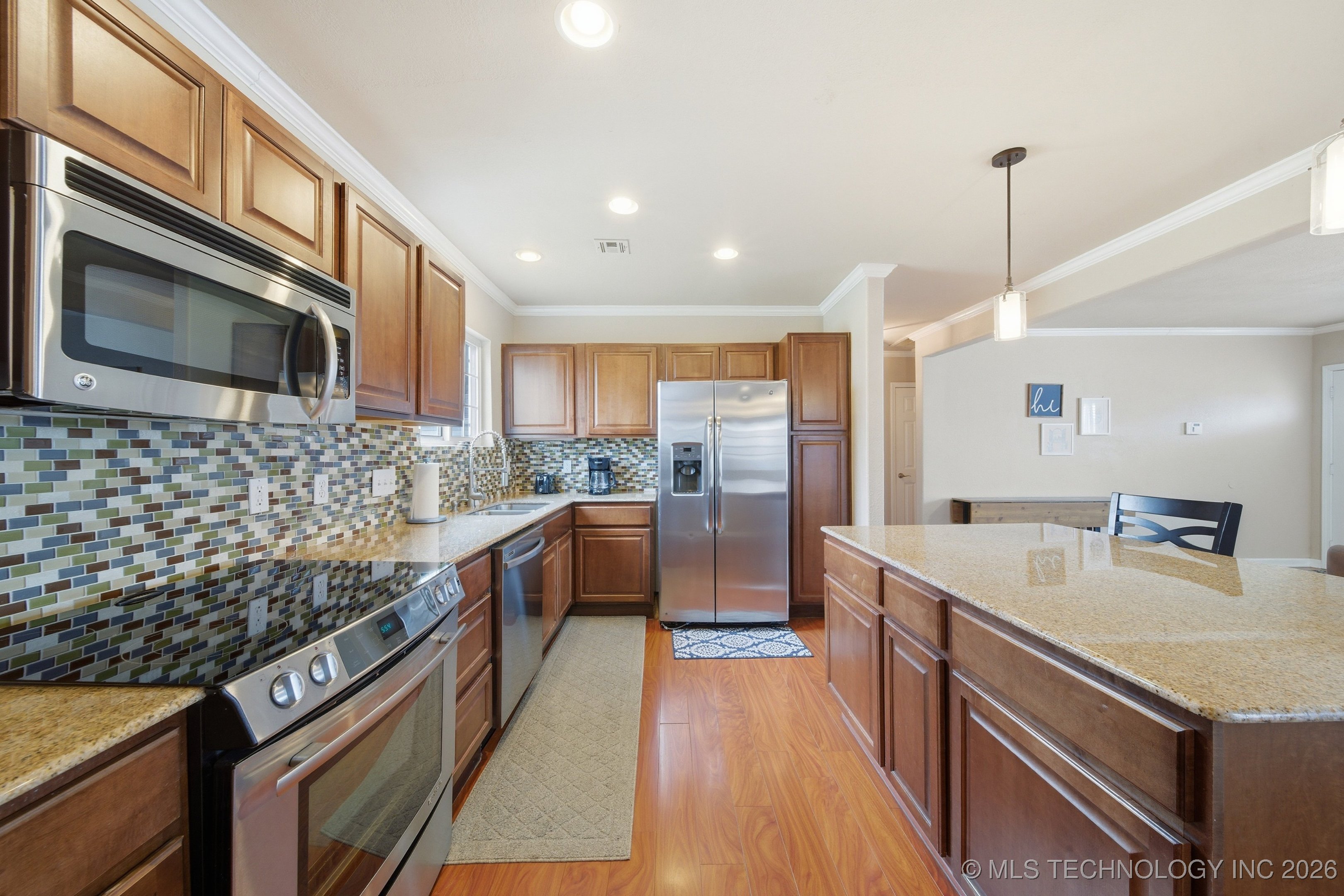 1321 S Quebec Avenue Property Photo 14