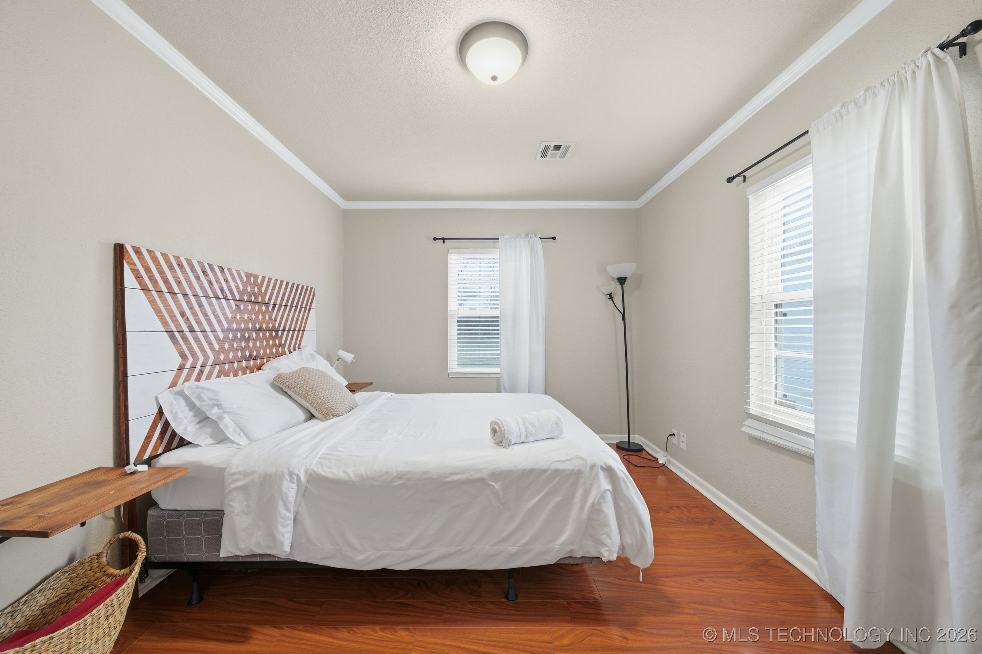 1321 S Quebec Avenue Property Photo 18