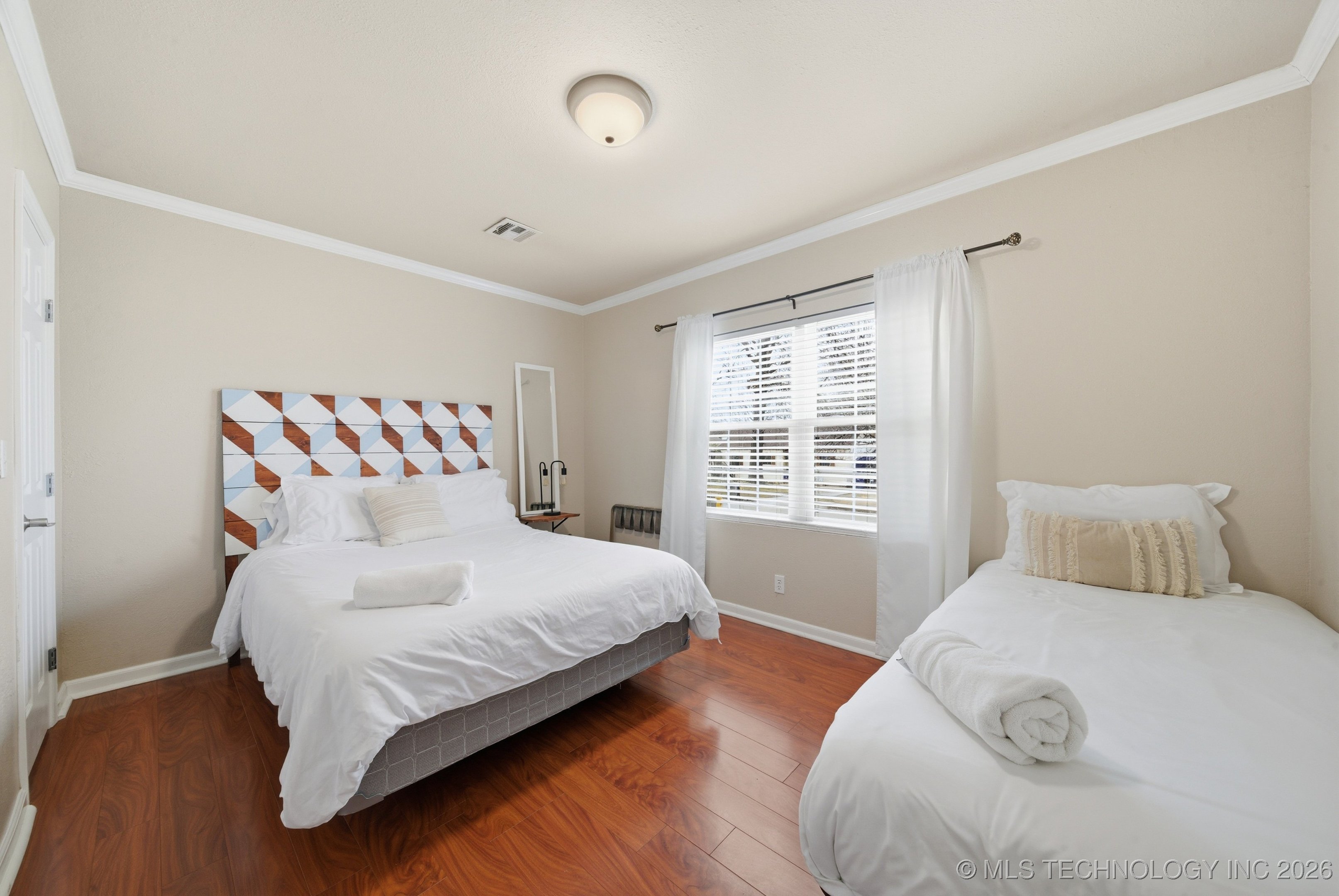 1321 S Quebec Avenue Property Photo 20