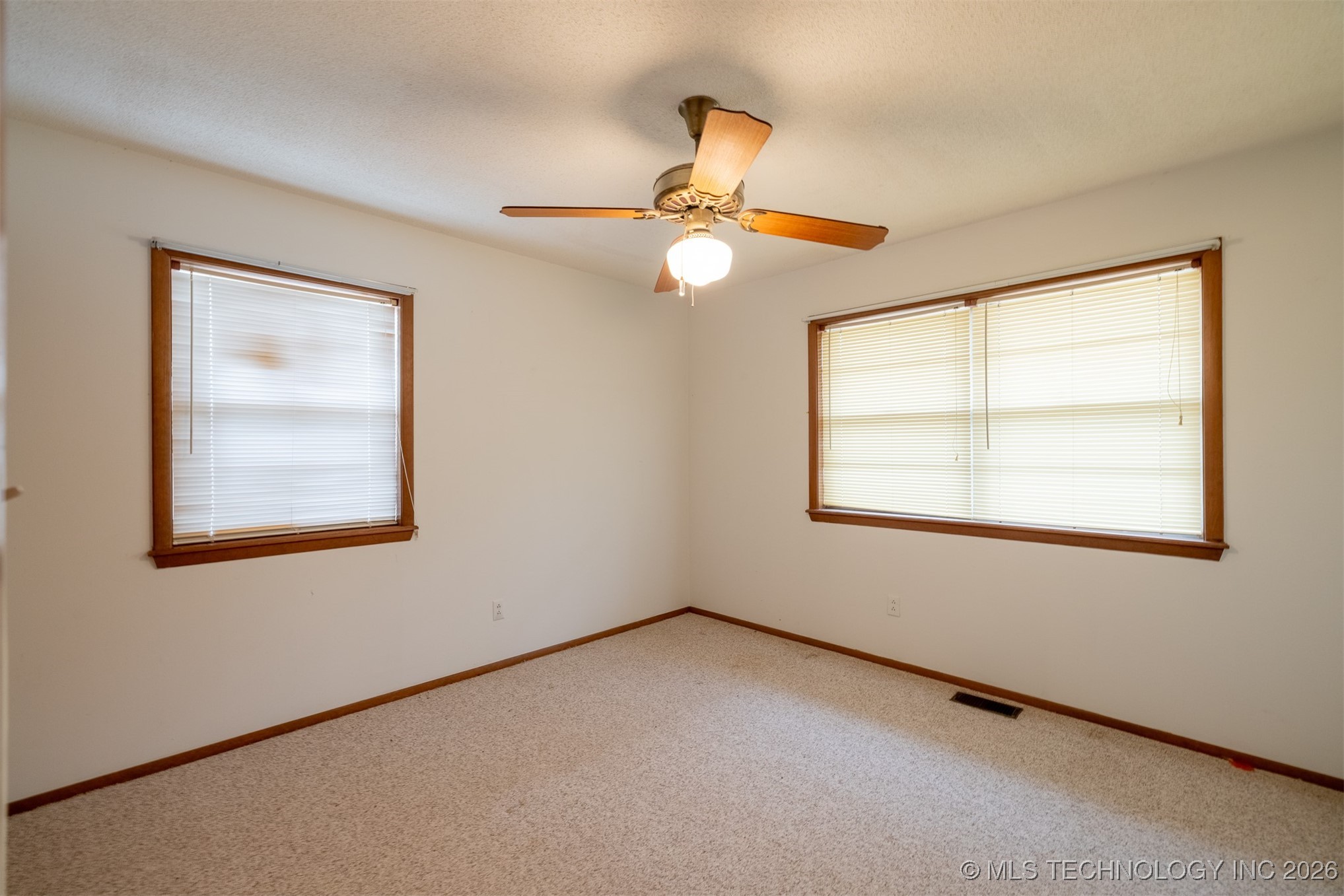 466821 E 1090 Road Property Photo 14
