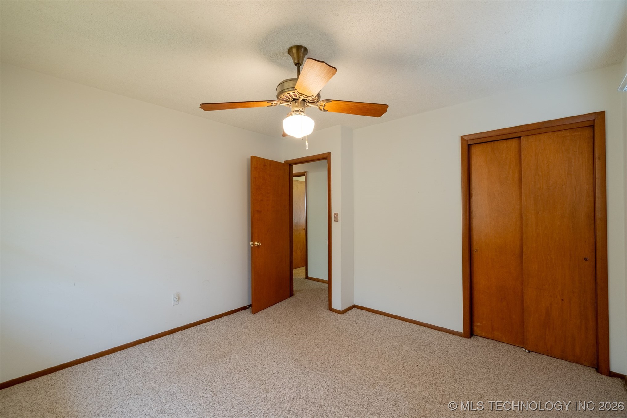 466821 E 1090 Road Property Photo 17