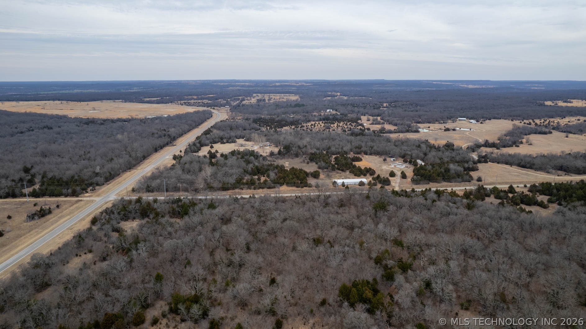 1 E 1180 Road Property Photo 11