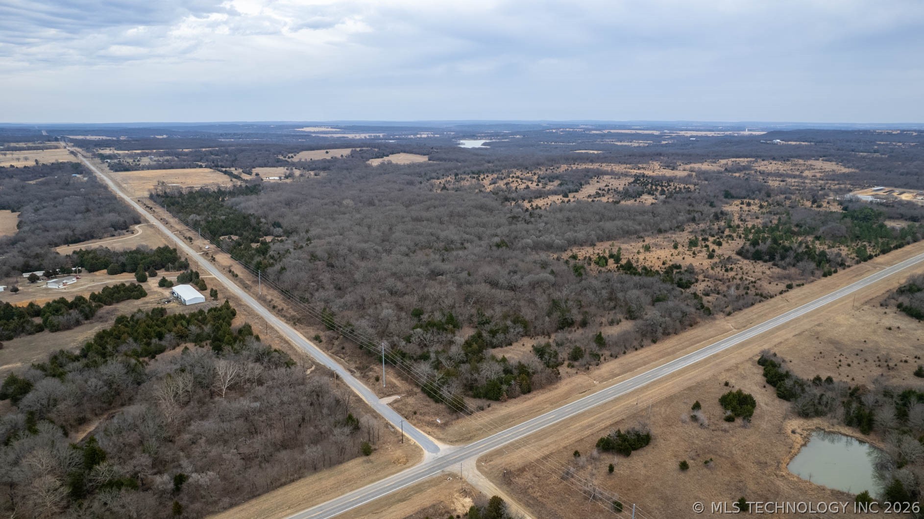 1 E 1180 Road Property Photo 13