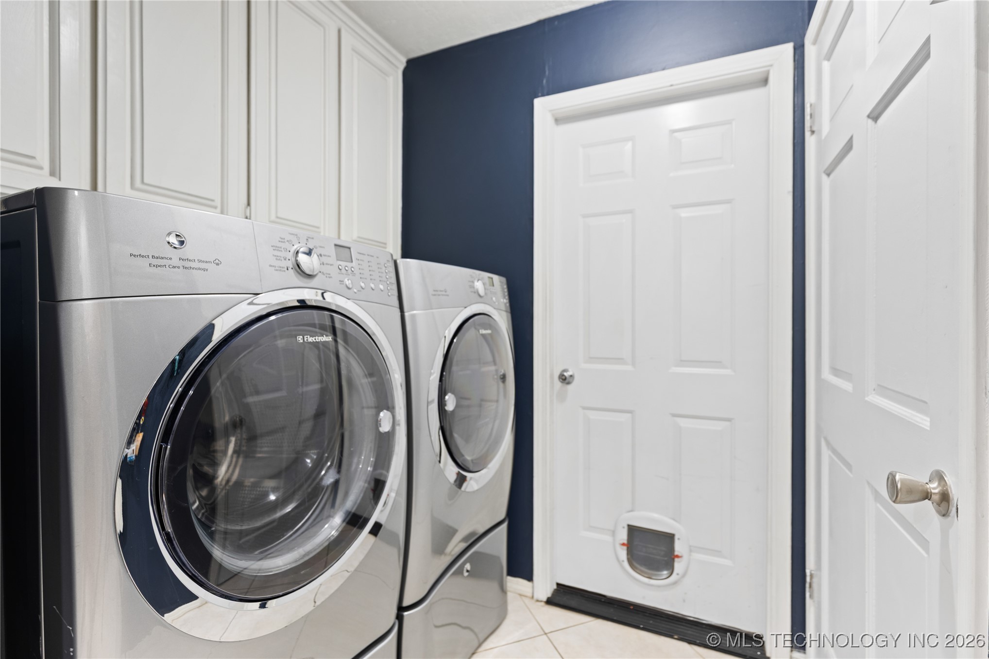 3762 E 81st Place Property Photo 13