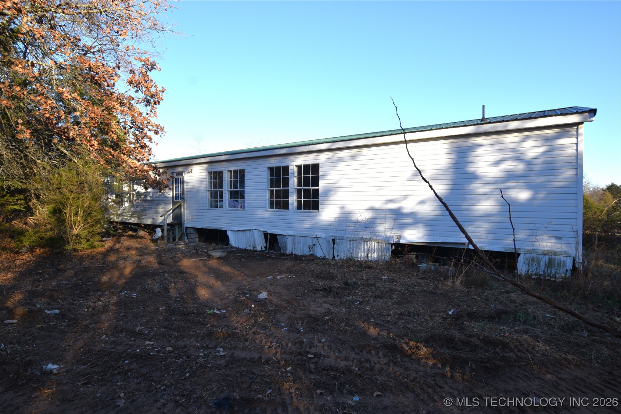 475531 E 1050 Road Property Photo 4