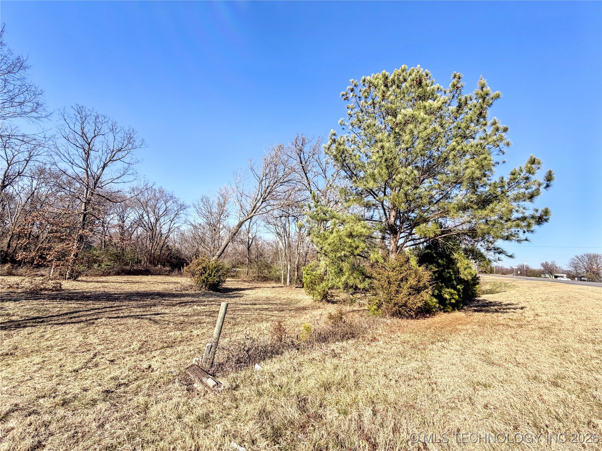 451440 E 990 Road Property Photo 10