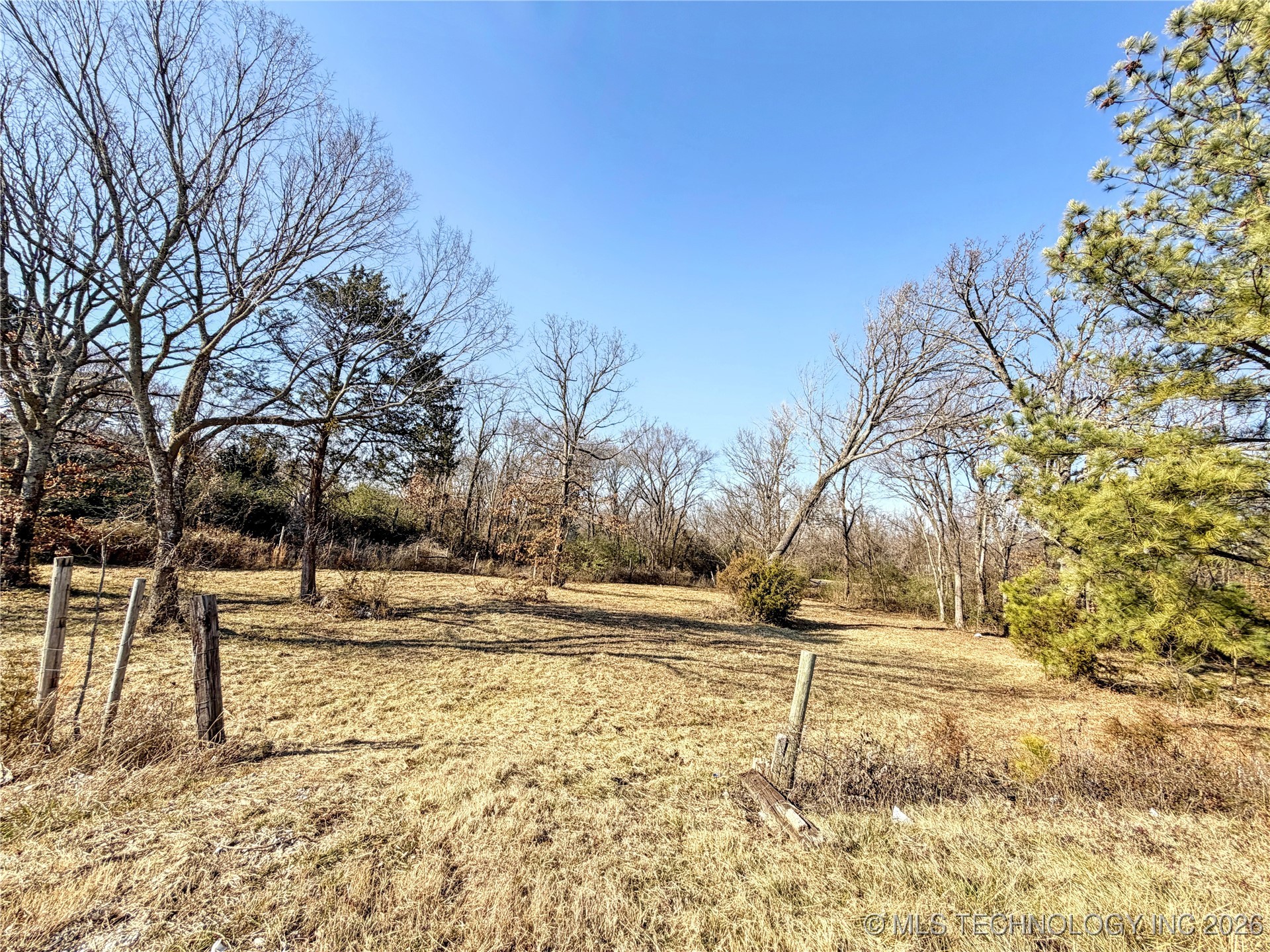 451440 E 990 Road Property Photo 11