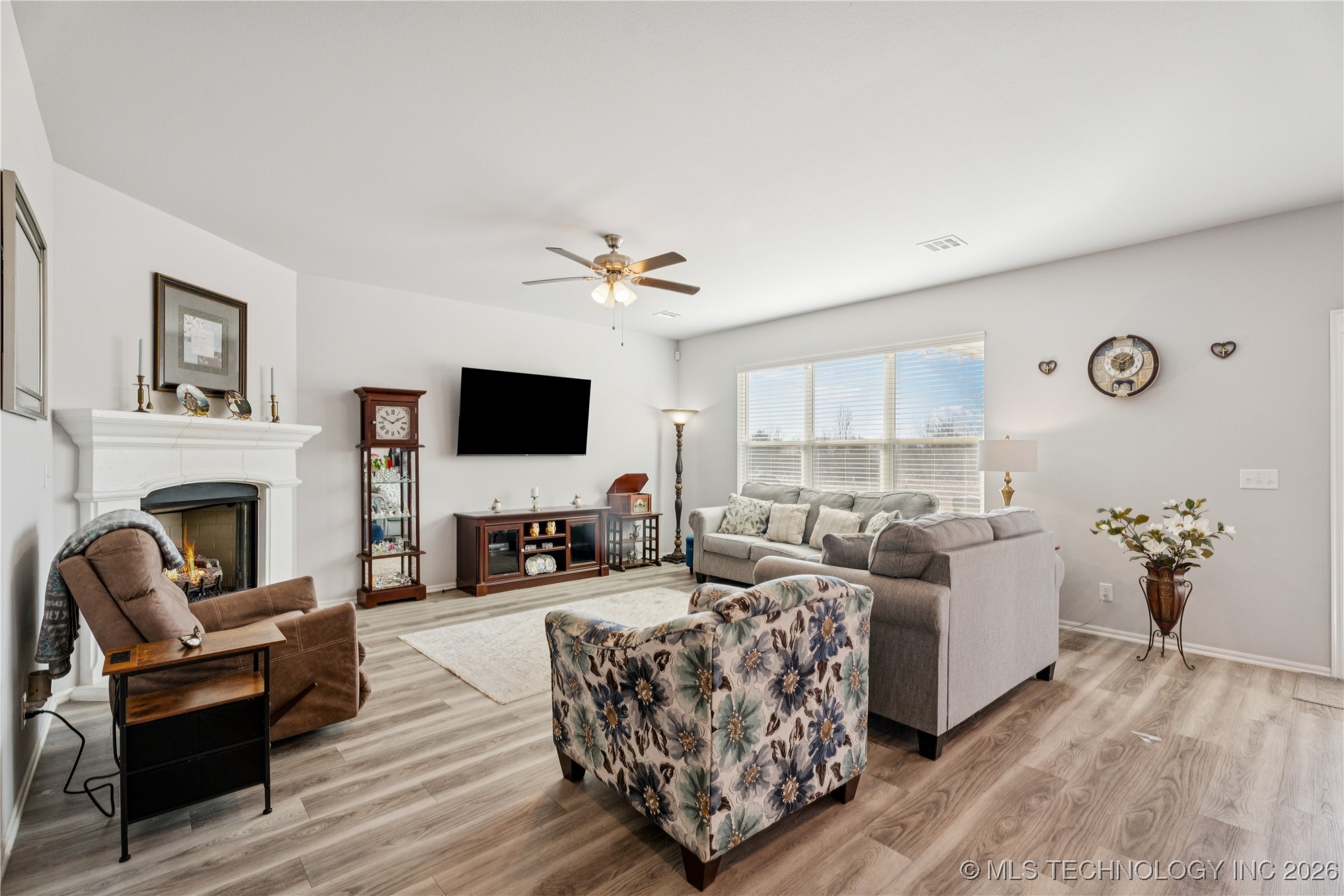 6250 S 317th East Avenue Property Photo 9