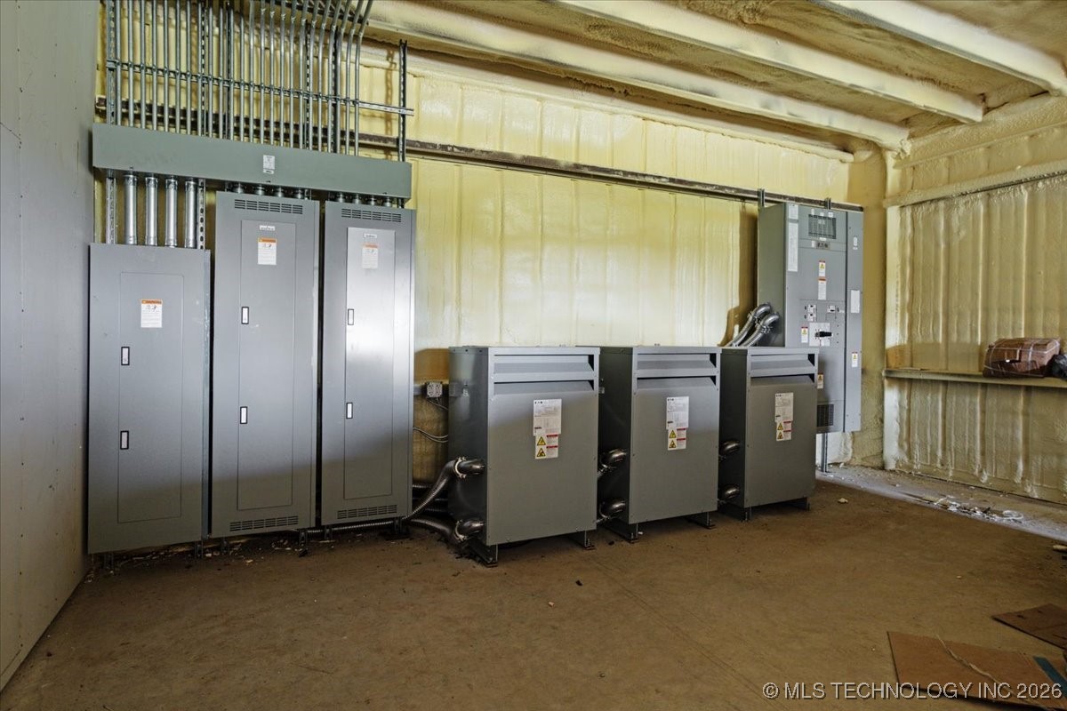 000 Hwy 69-75 Property Photo 3