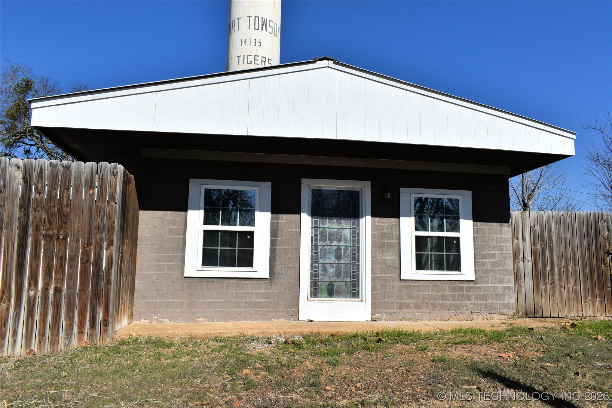 105 W Valliant Avenue Property Photo 27