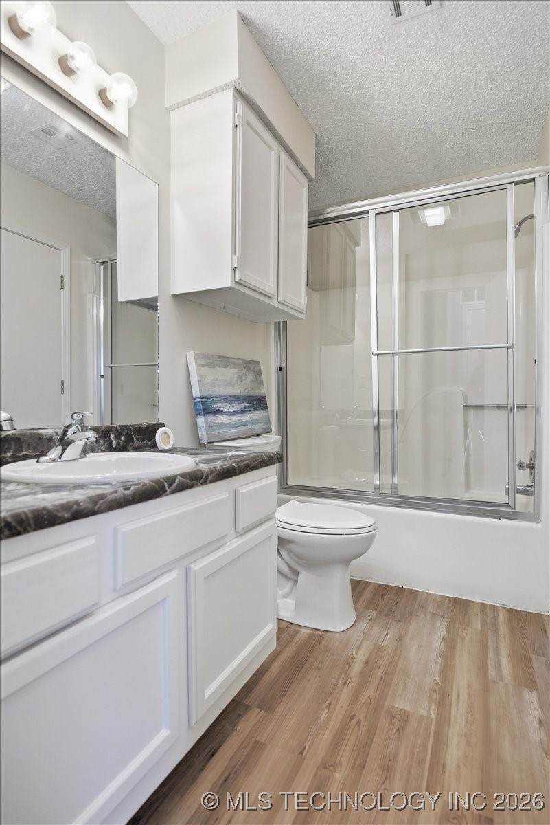 2433 E 87th Street 285 Property Photo 19