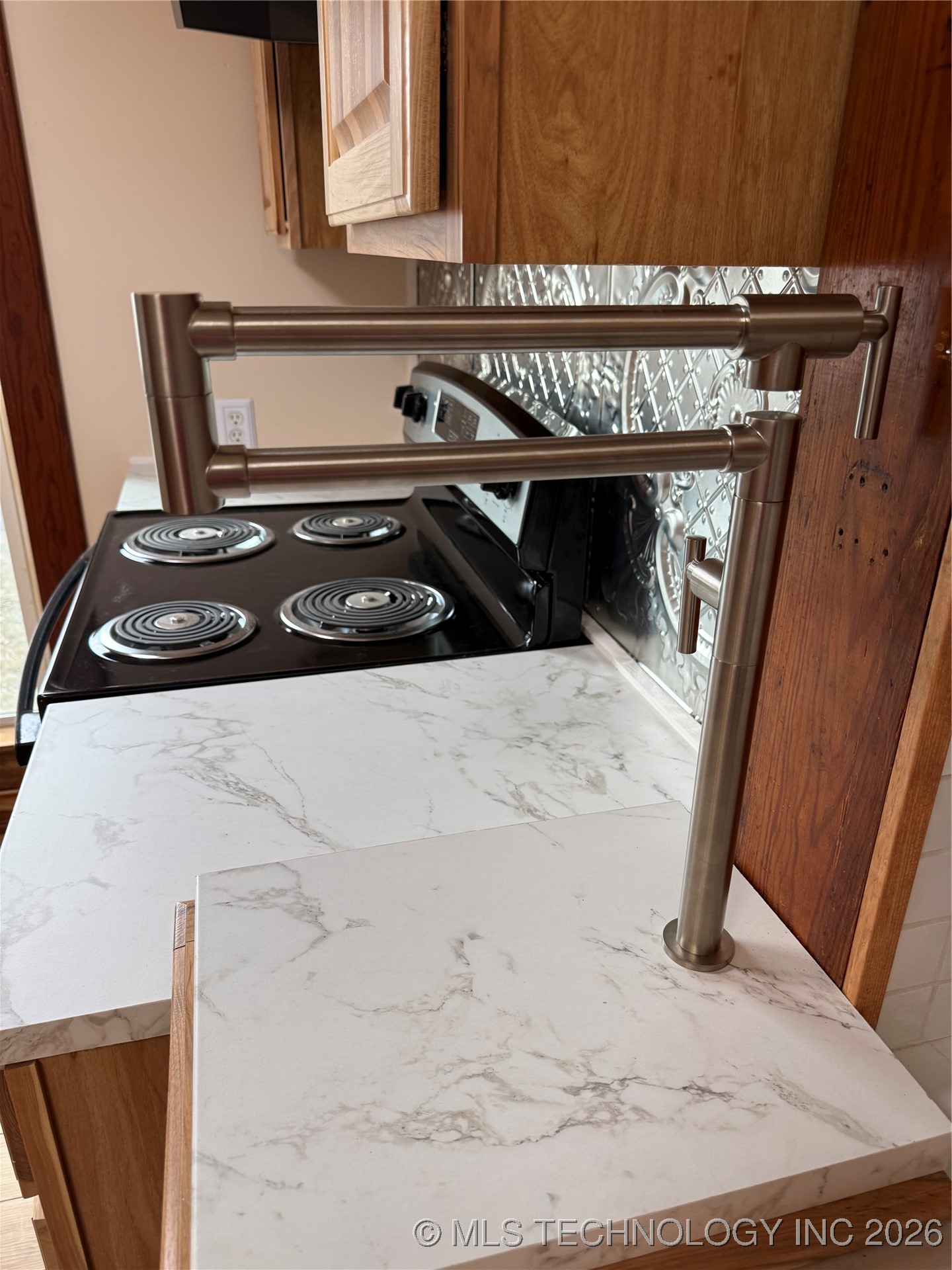 611 Goingsnake Property Photo 5