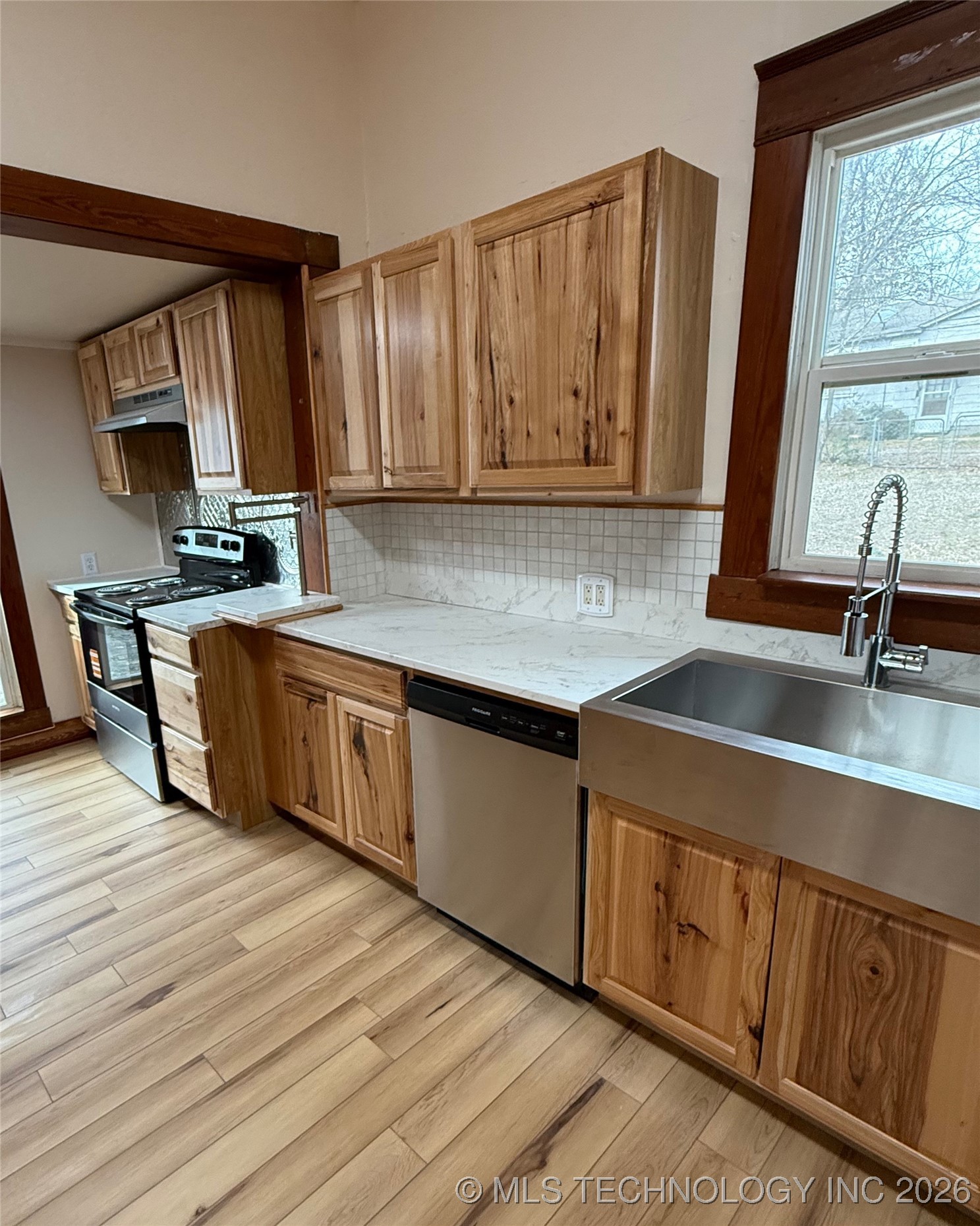 611 Goingsnake Property Photo 17