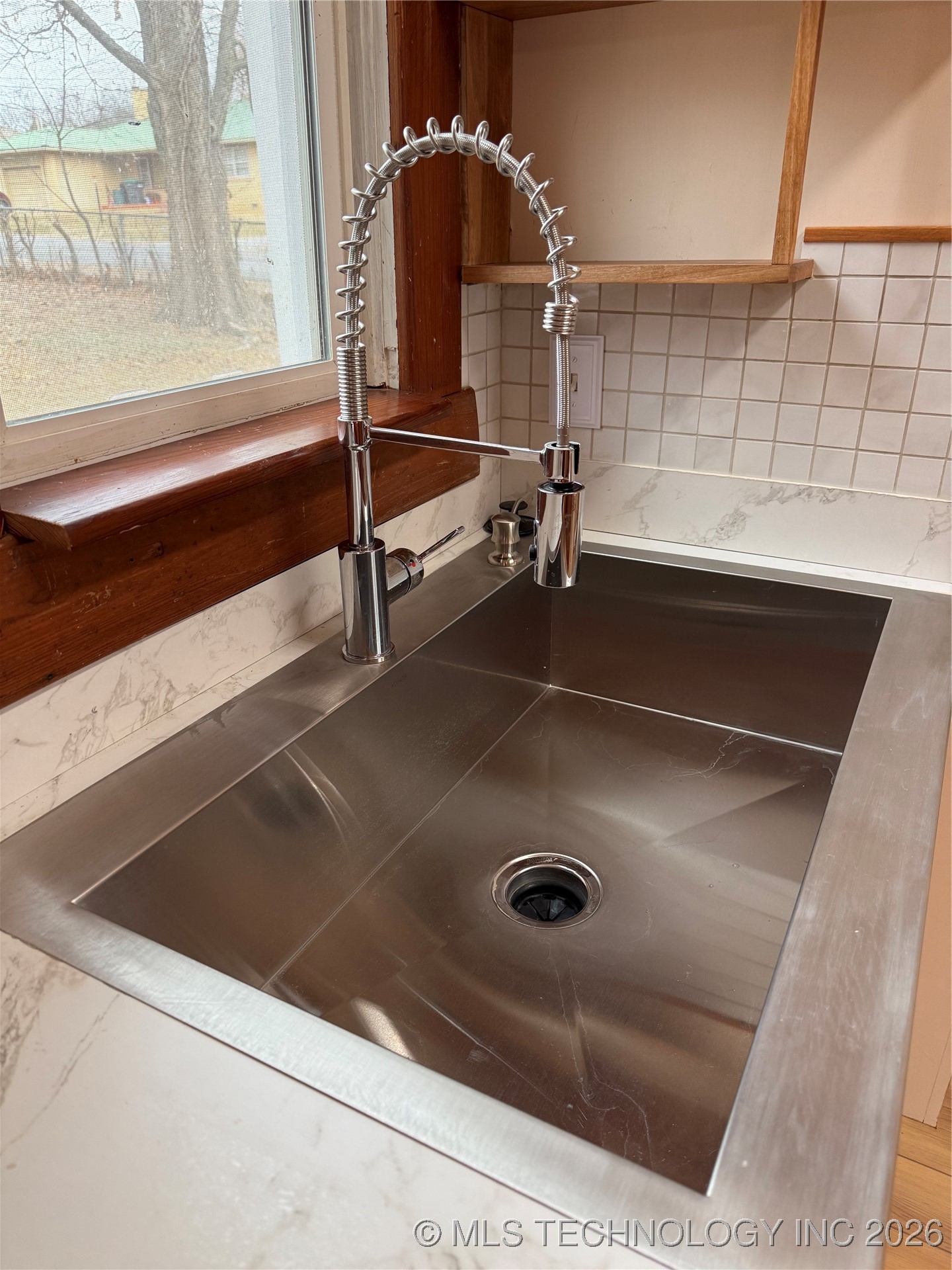 611 Goingsnake Property Photo 19