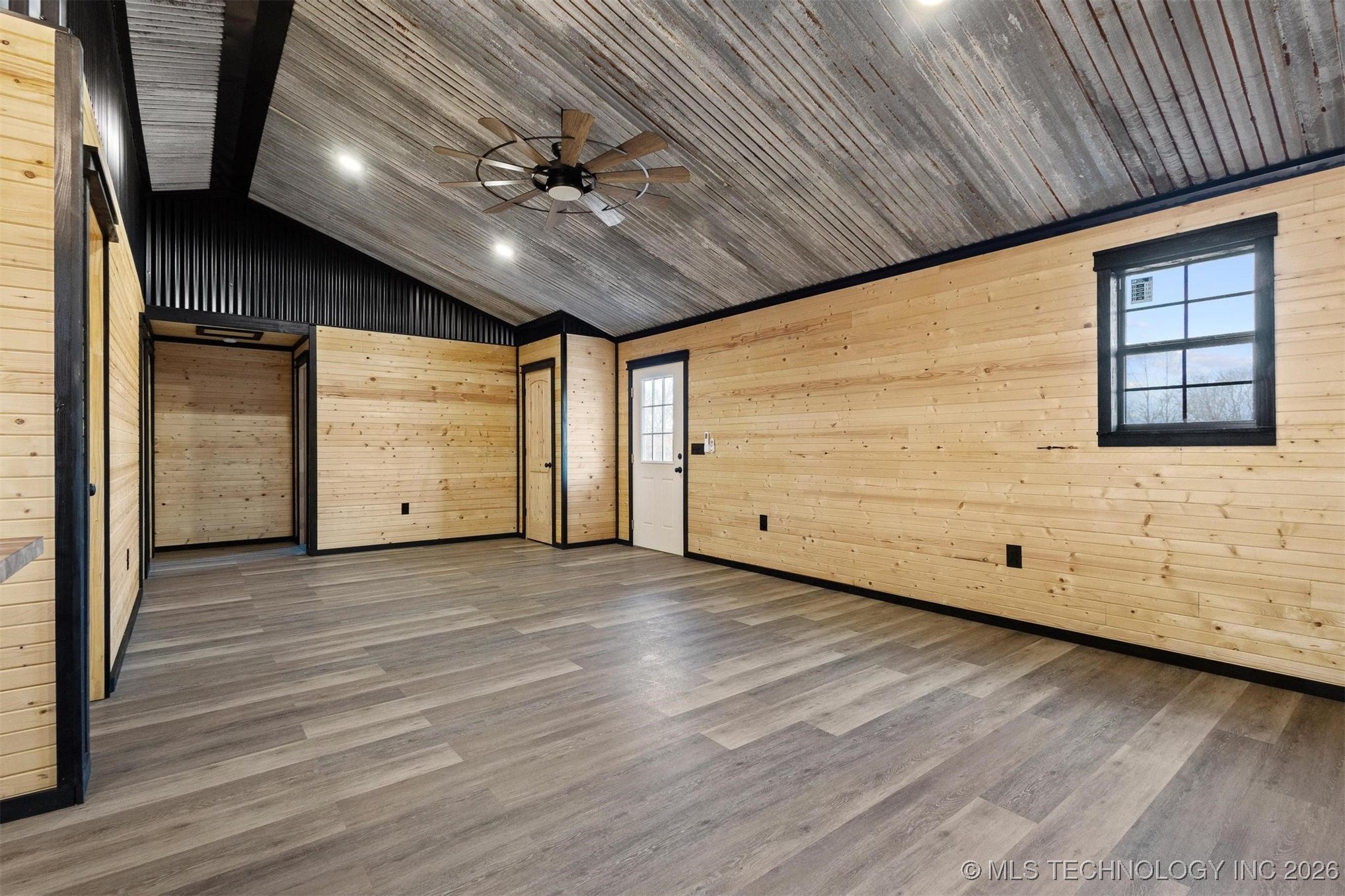 5098 Purnell Lane Property Photo 8