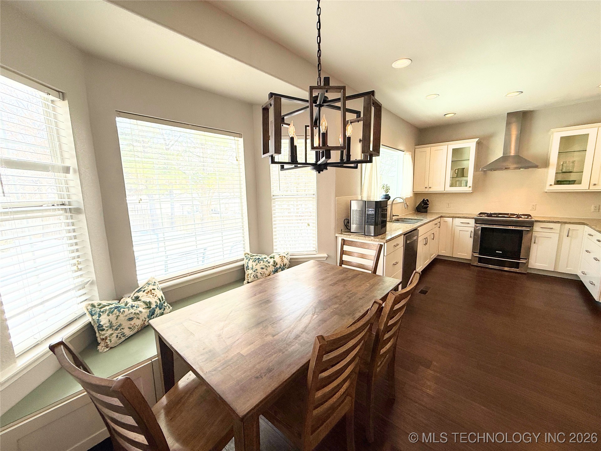 13411 S 125th East Avenue Property Photo 4