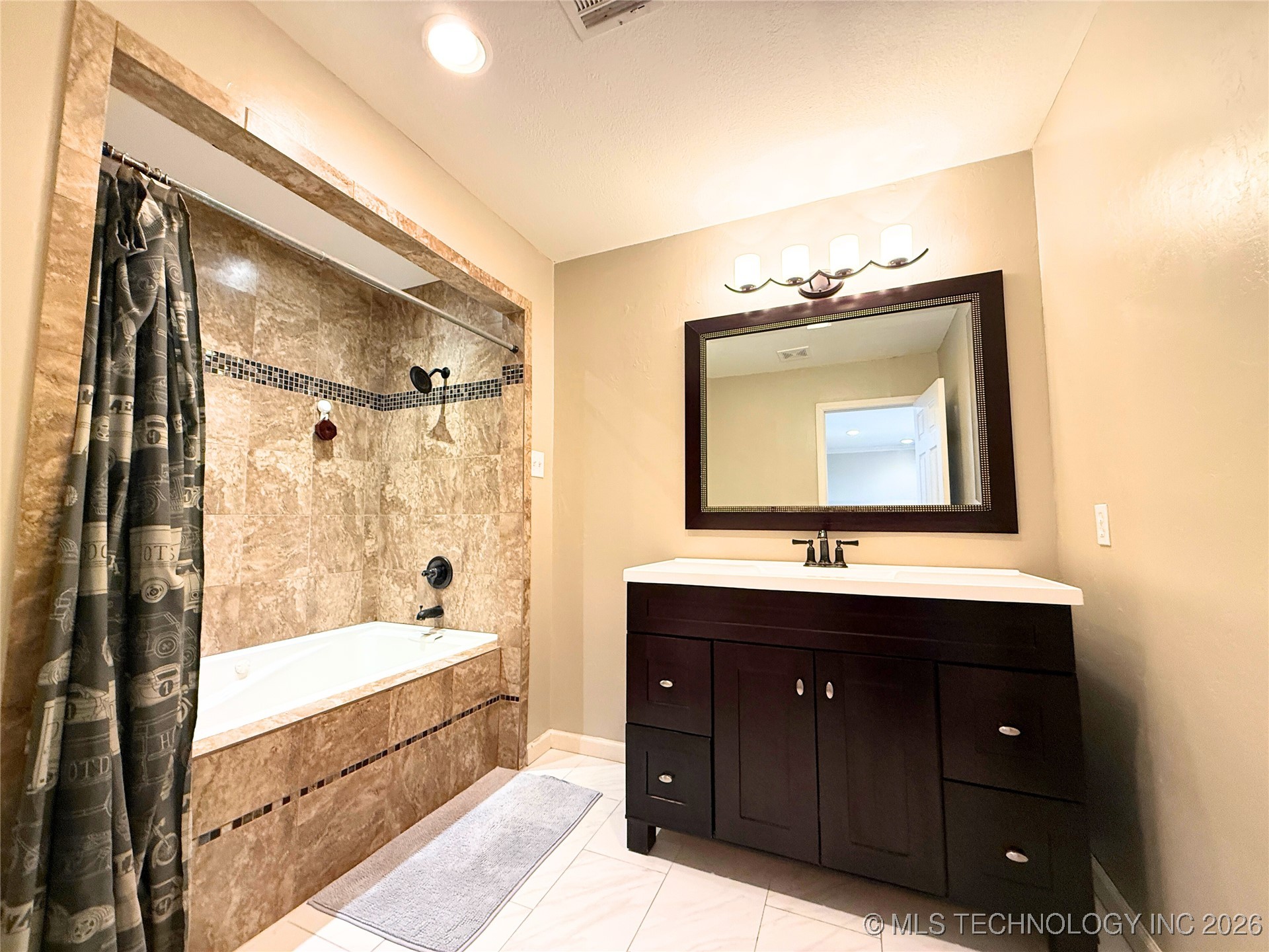 13411 S 125th East Avenue Property Photo 26