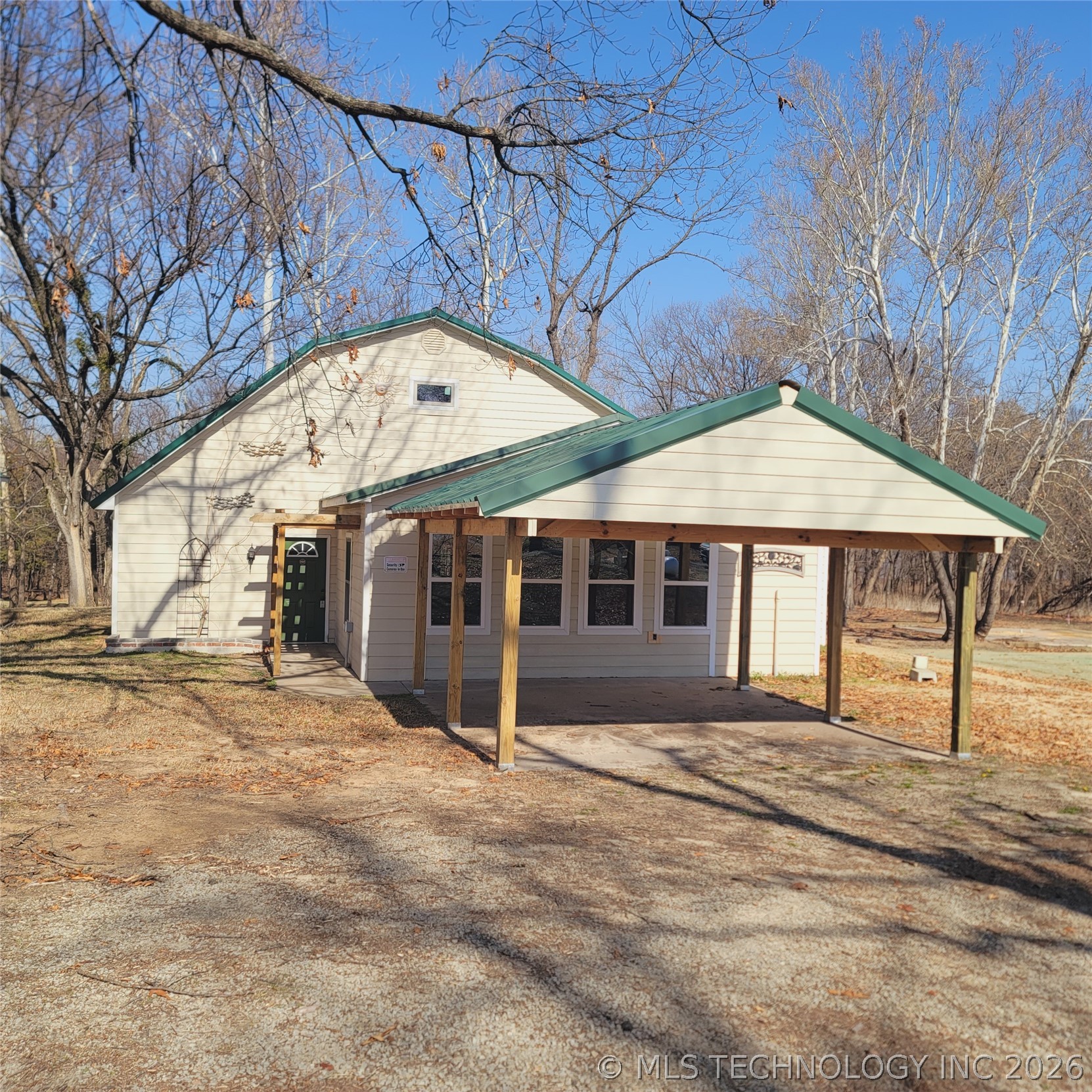 23 Falcon Nest Road Falcon Cove 2 Property Photo 1