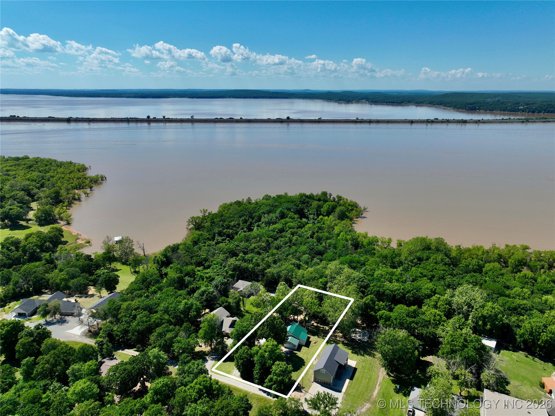 23 Falcon Nest Road Falcon Cove 2 Property Photo 3