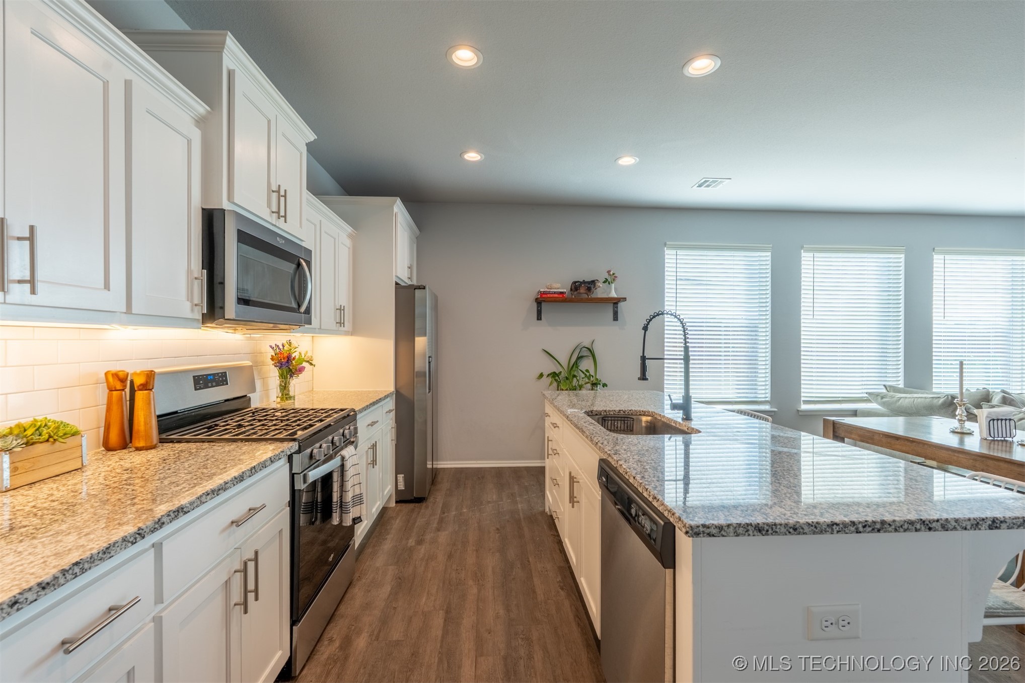 8897 S 256th East Place Property Photo 12