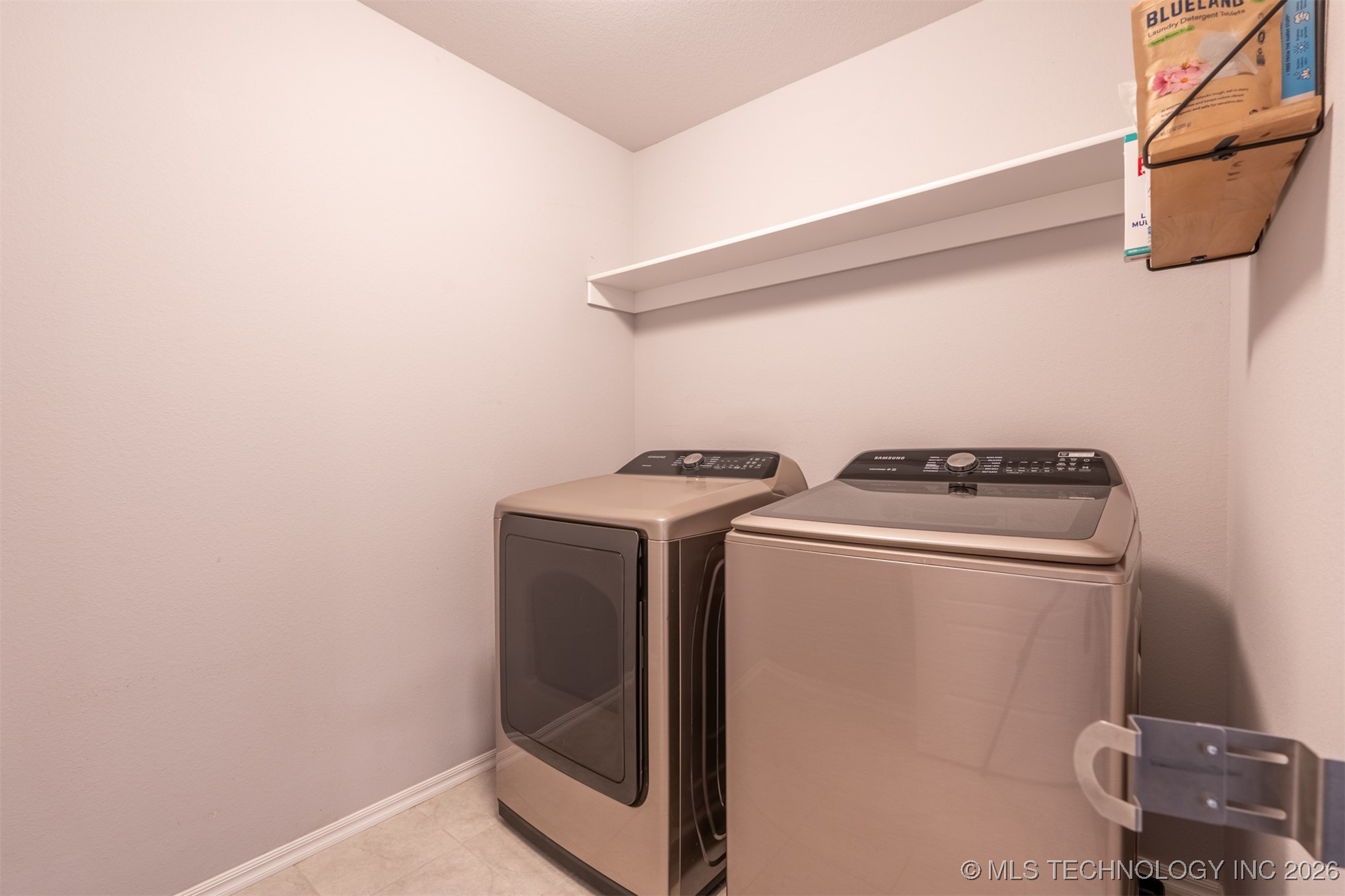 8897 S 256th East Place Property Photo 18