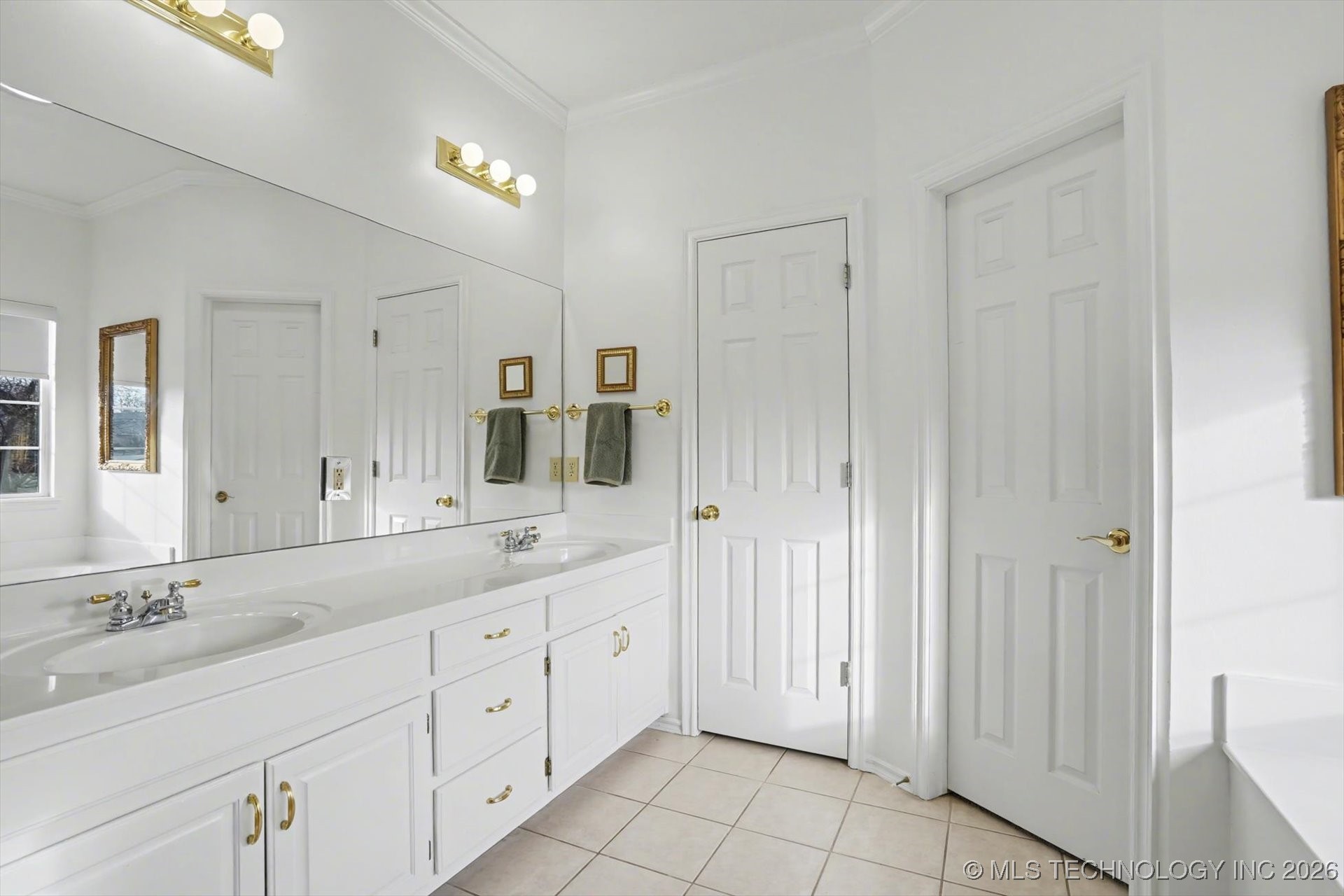 18019 E Brady Street Property Photo 32