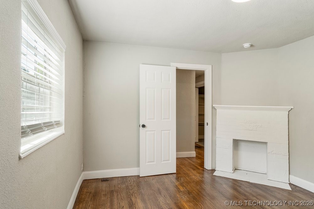 2618 E 8th Street Property Photo 28