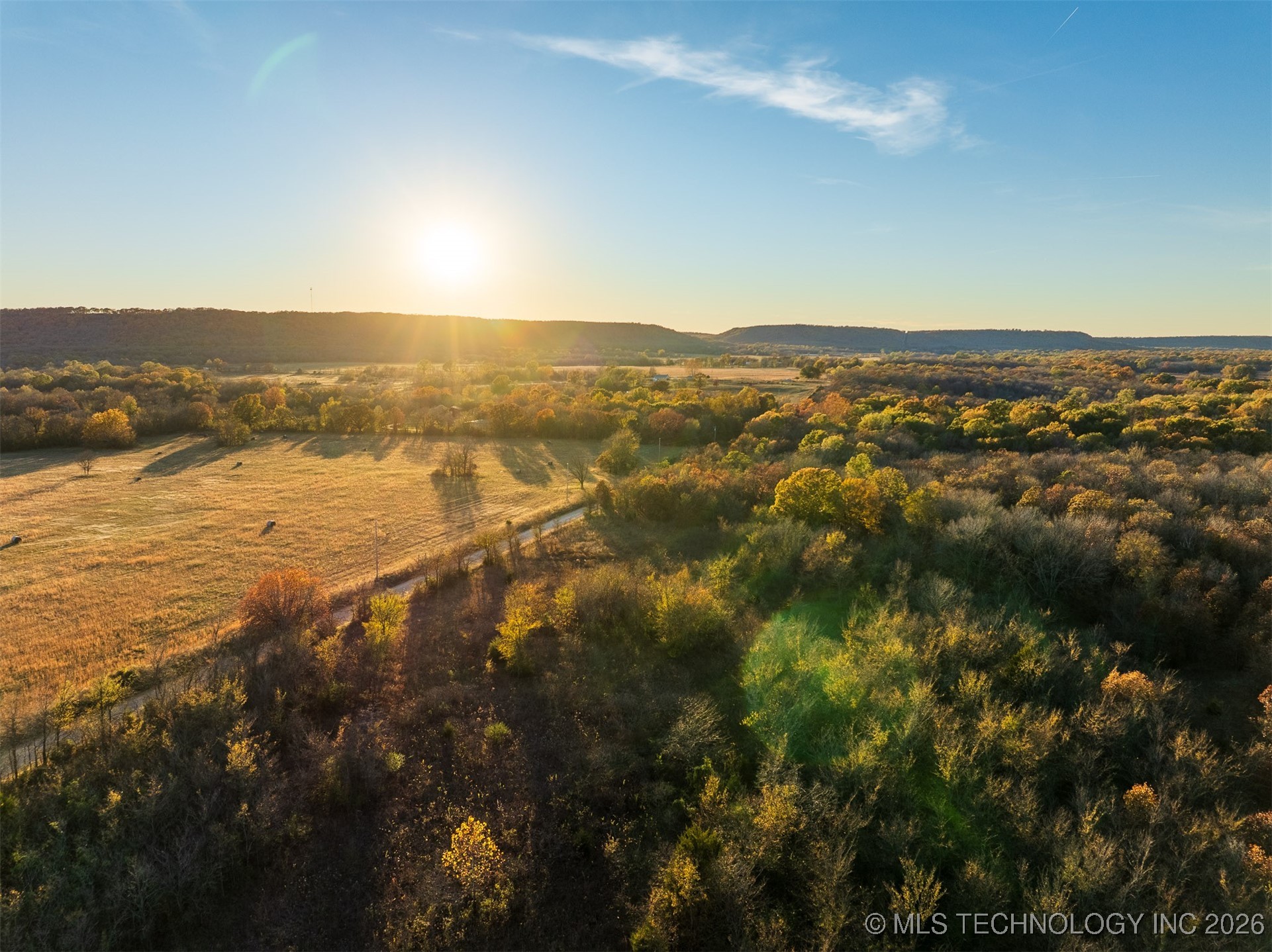 1 E 1020 Road Property Photo 1