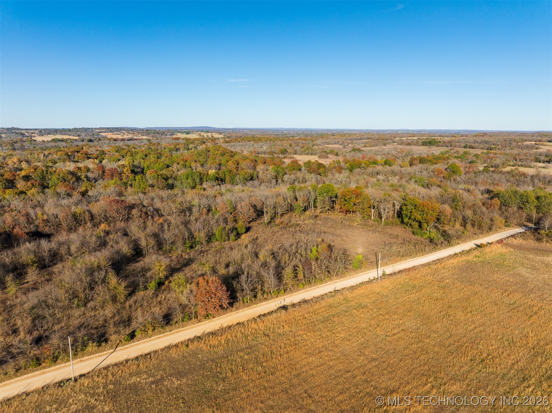 1 E 1020 Road Property Photo 12