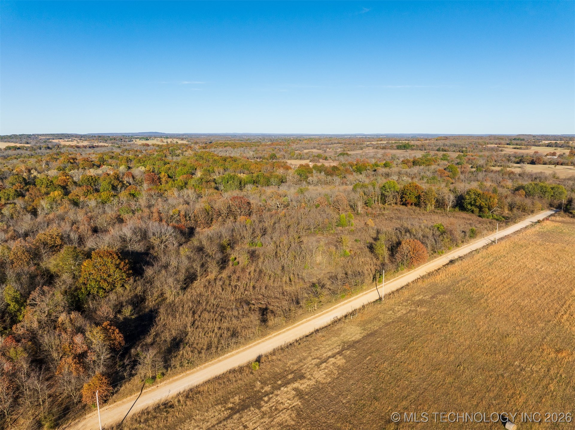 1 E 1020 Road Property Photo 13