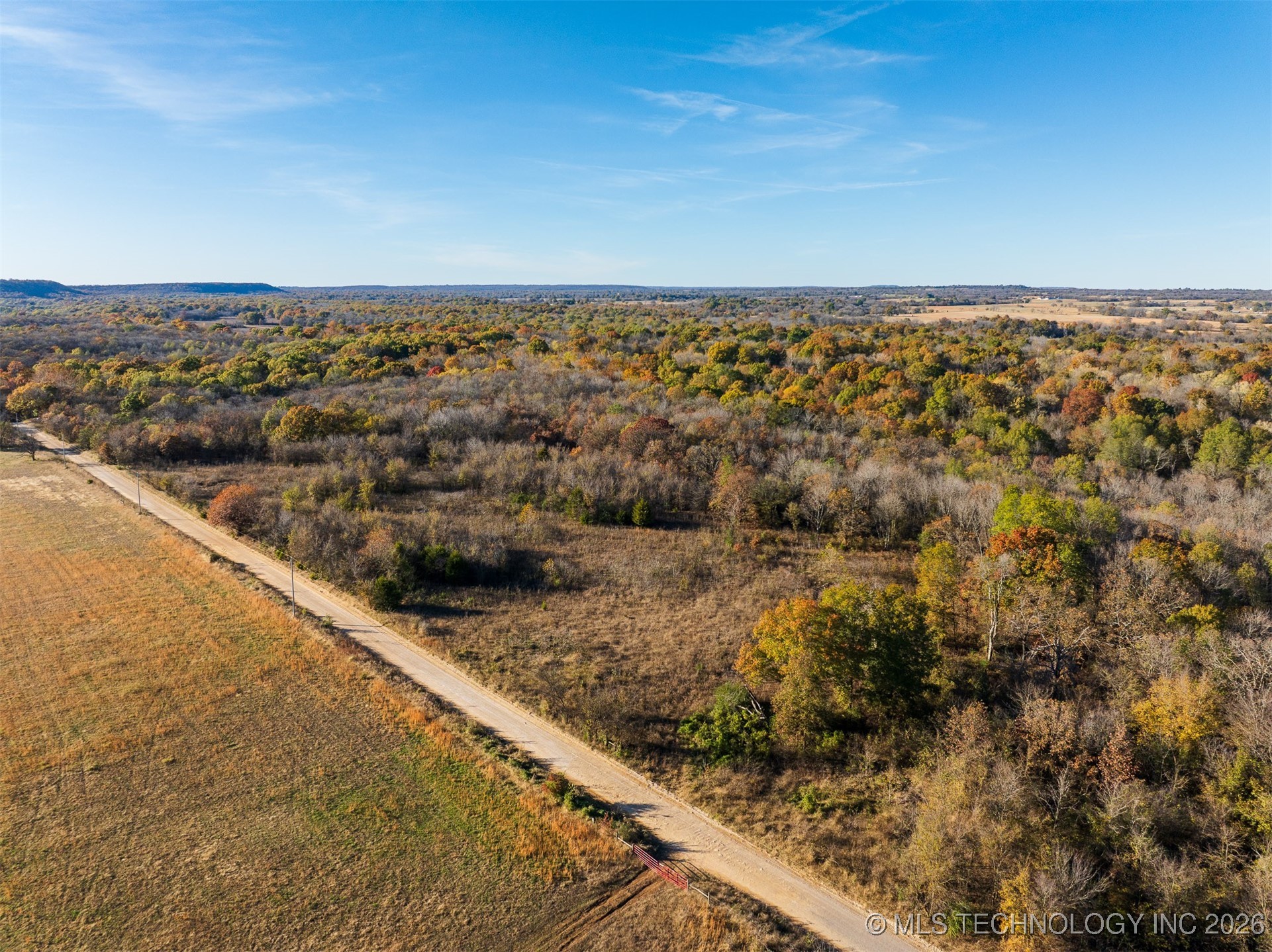 1 E 1020 Road Property Photo 19