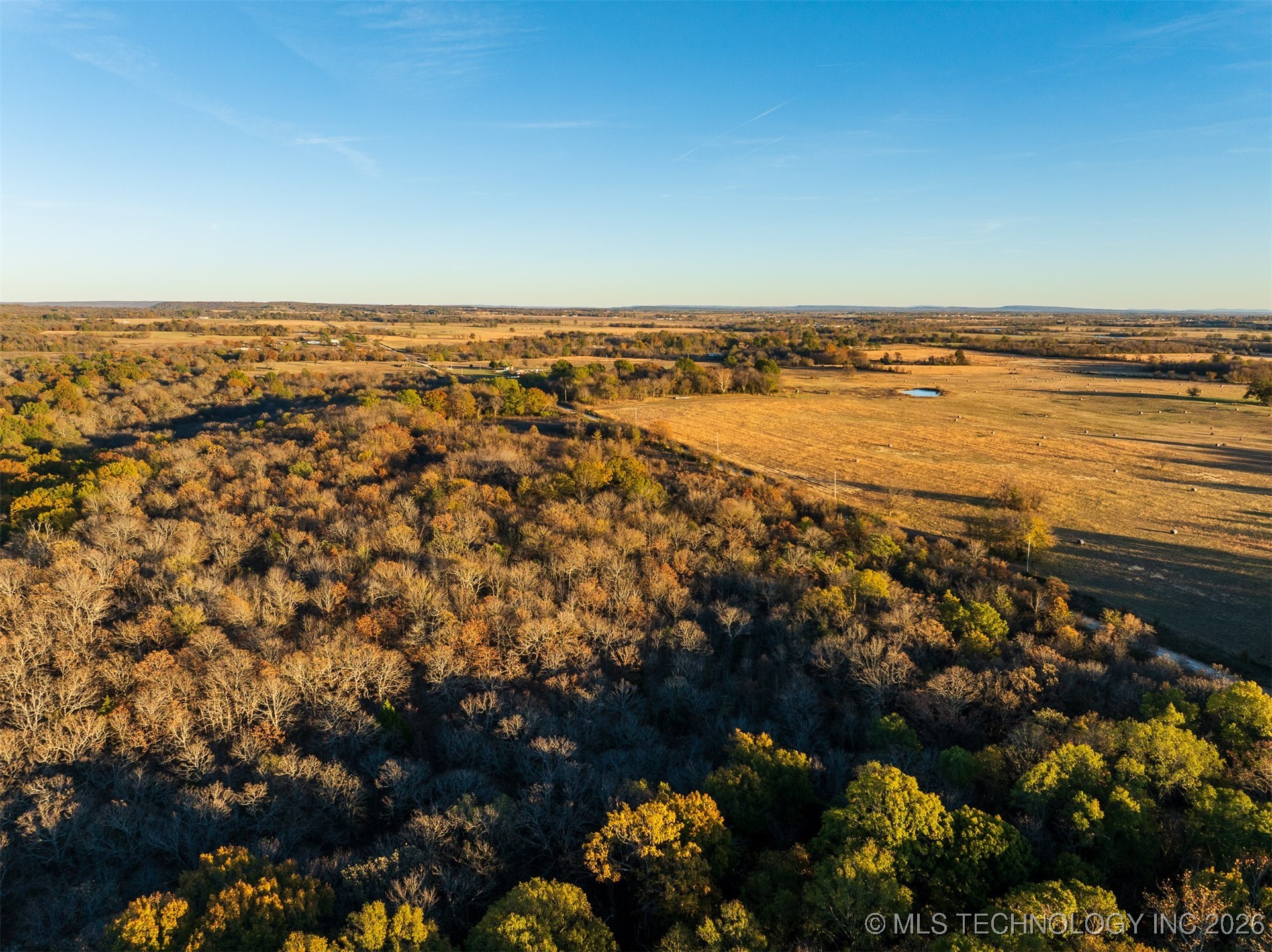 1 E 1020 Road Property Photo 20
