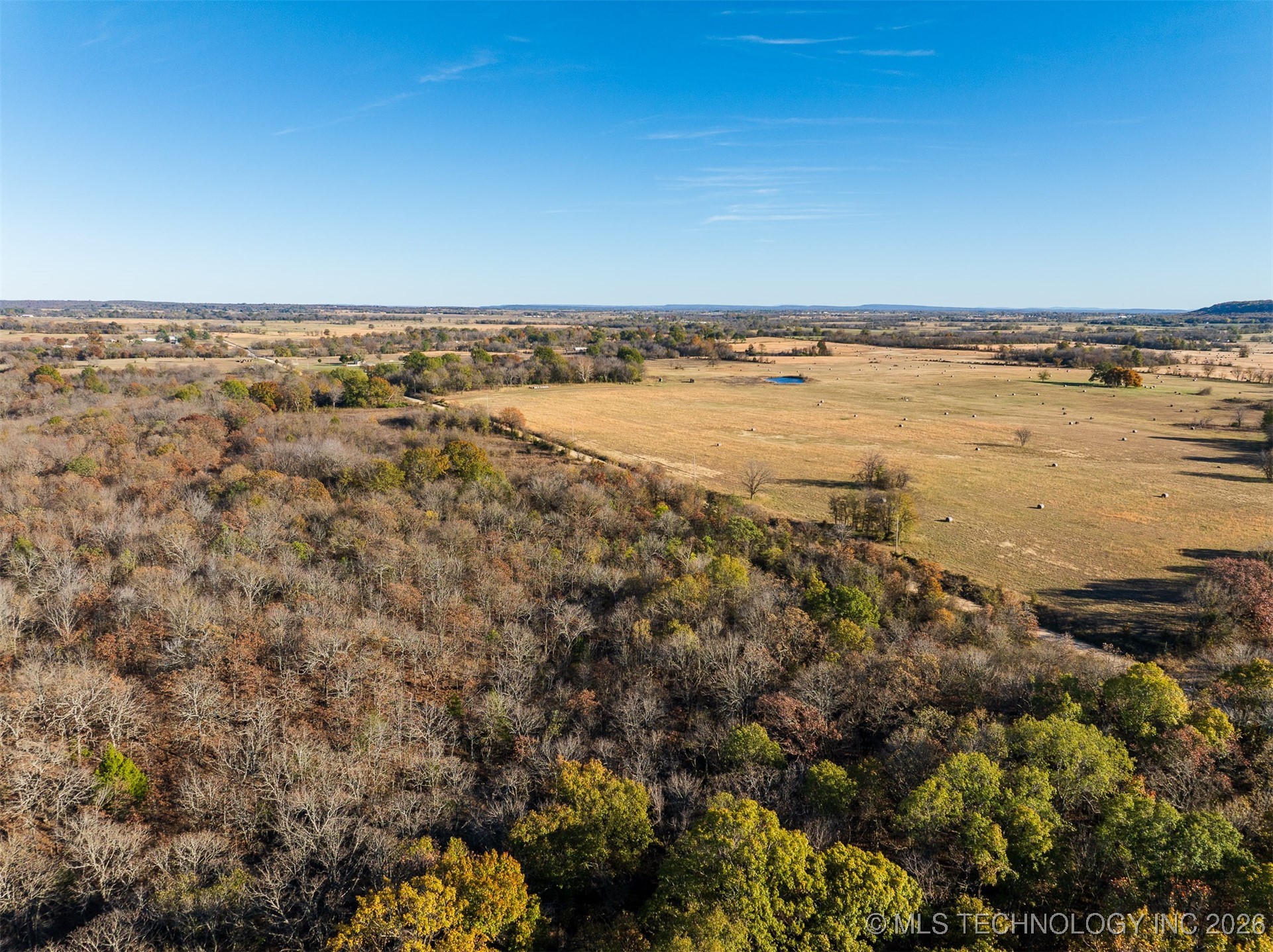 1 E 1020 Road Property Photo 24