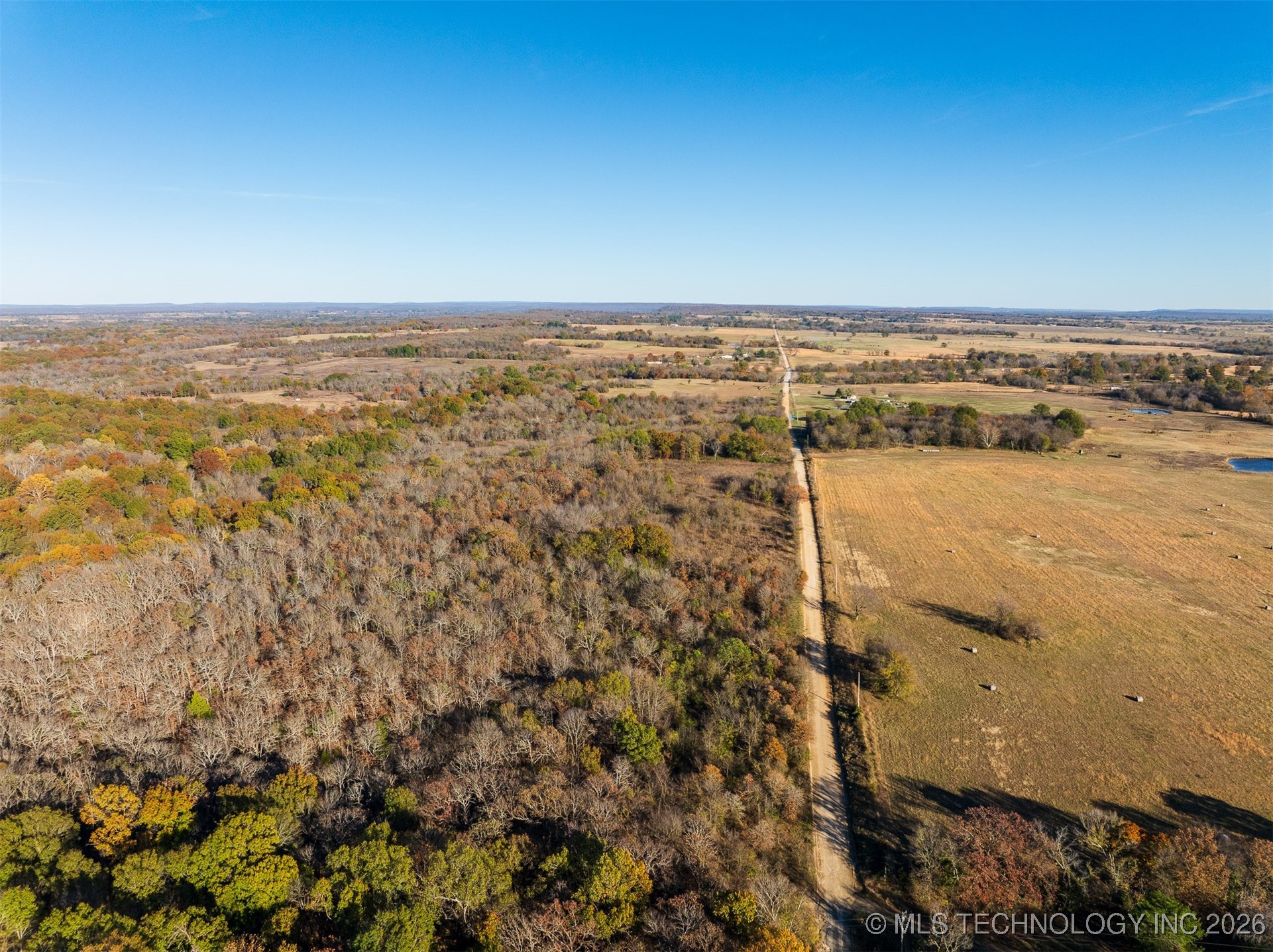 1 E 1020 Road Property Photo 35