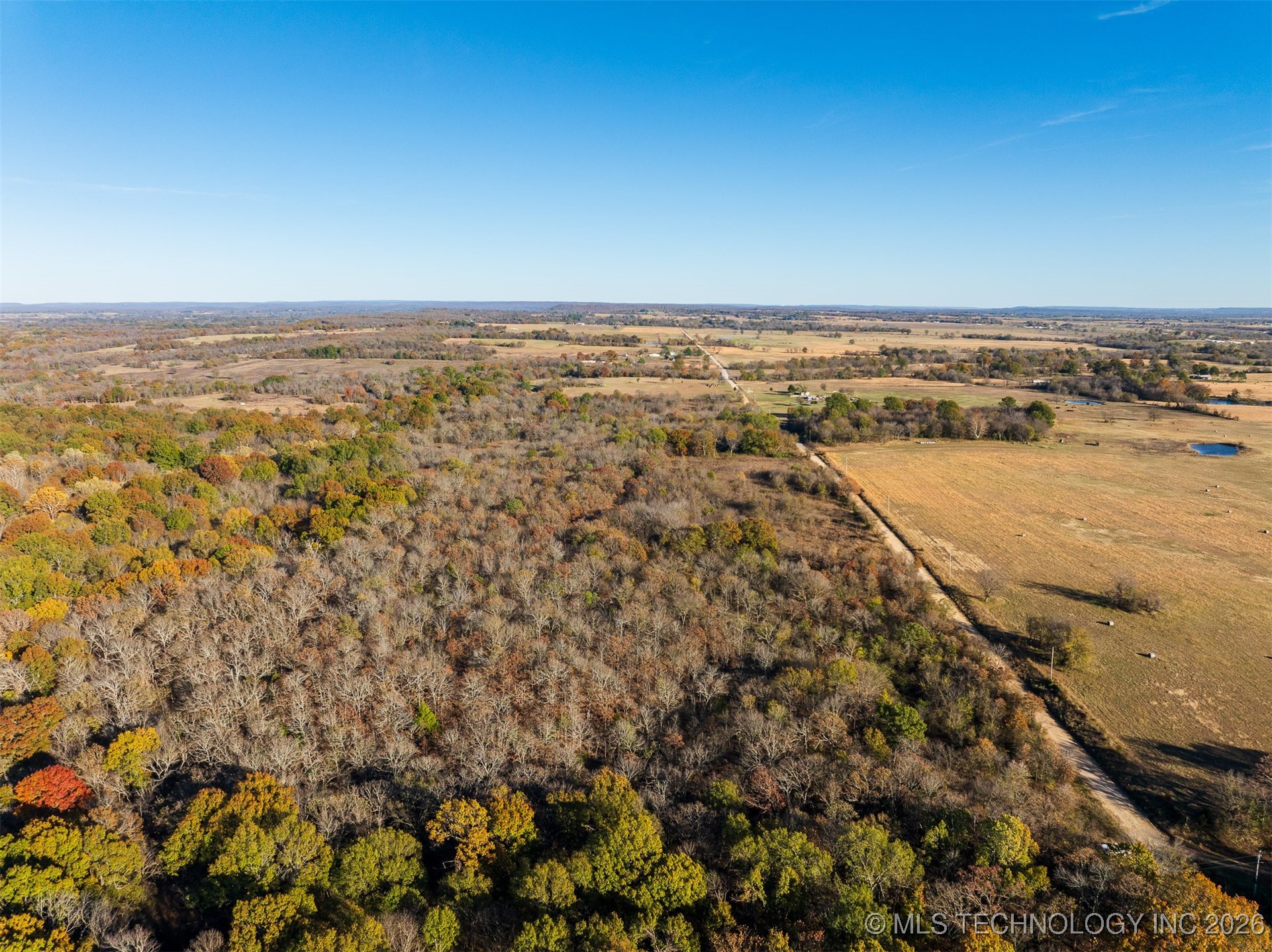 1 E 1020 Road Property Photo 36