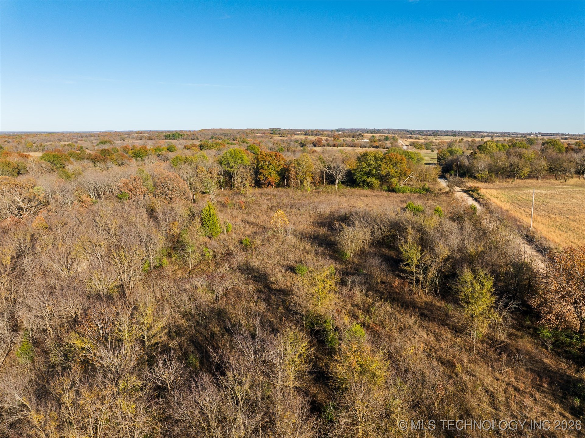 1 E 1020 Road Property Photo 44