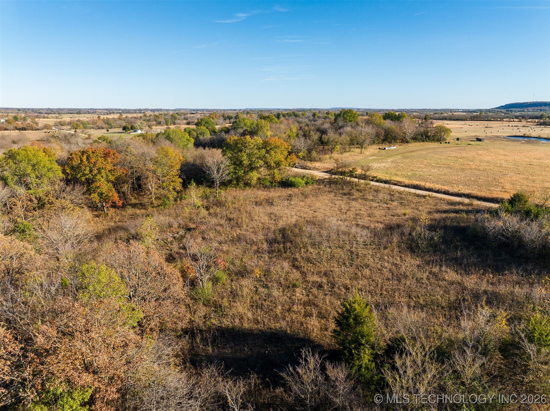 1 E 1020 Road Property Photo 48