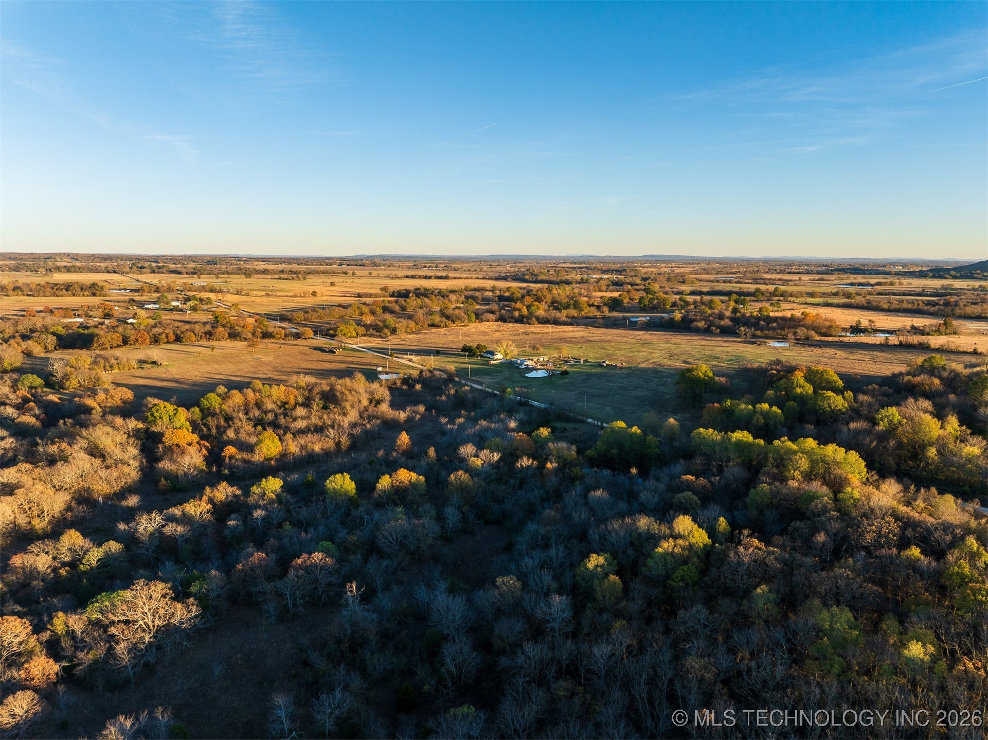 1 E 1020 Road Property Photo 53
