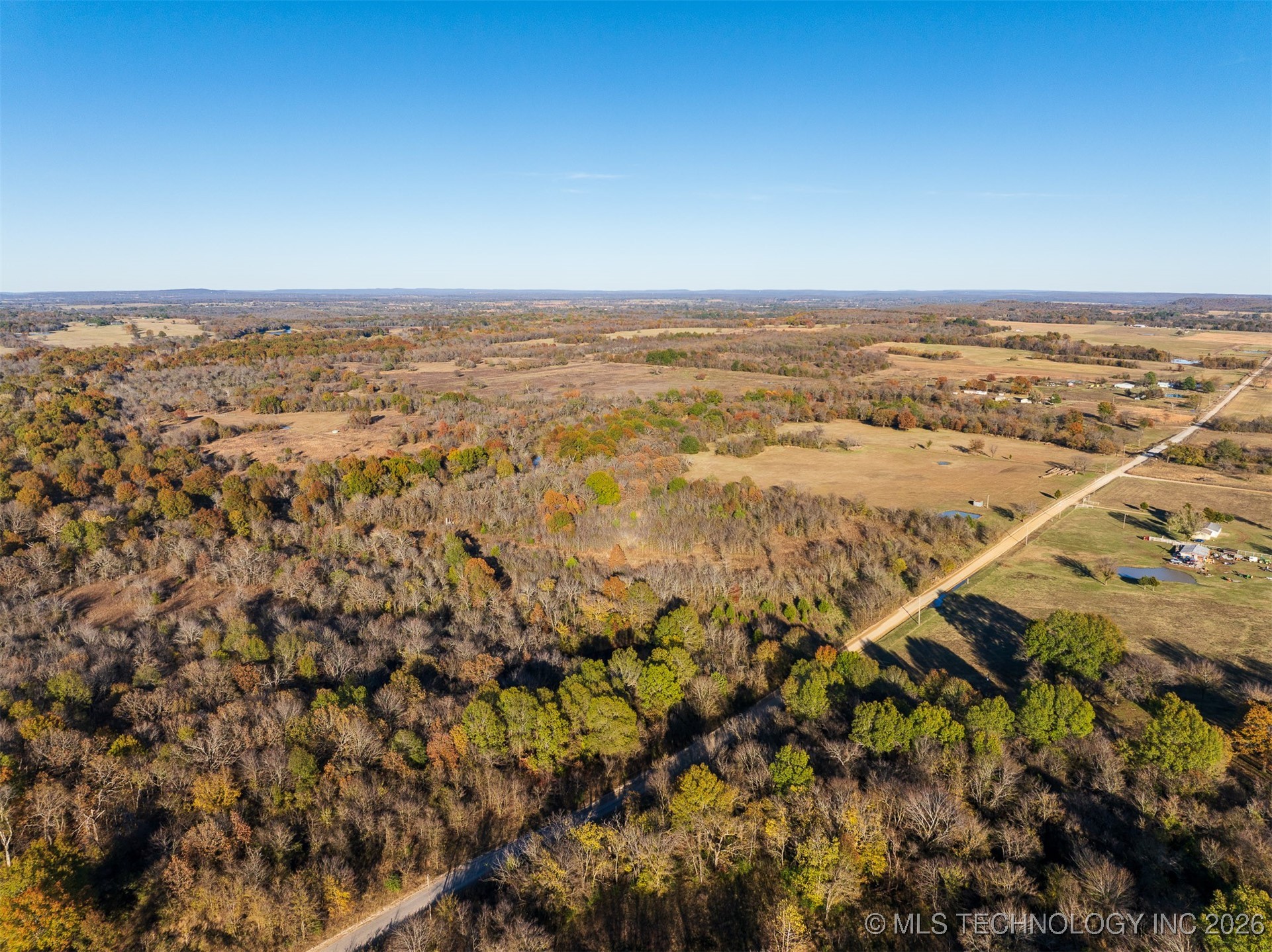 1 E 1020 Road Property Photo 65