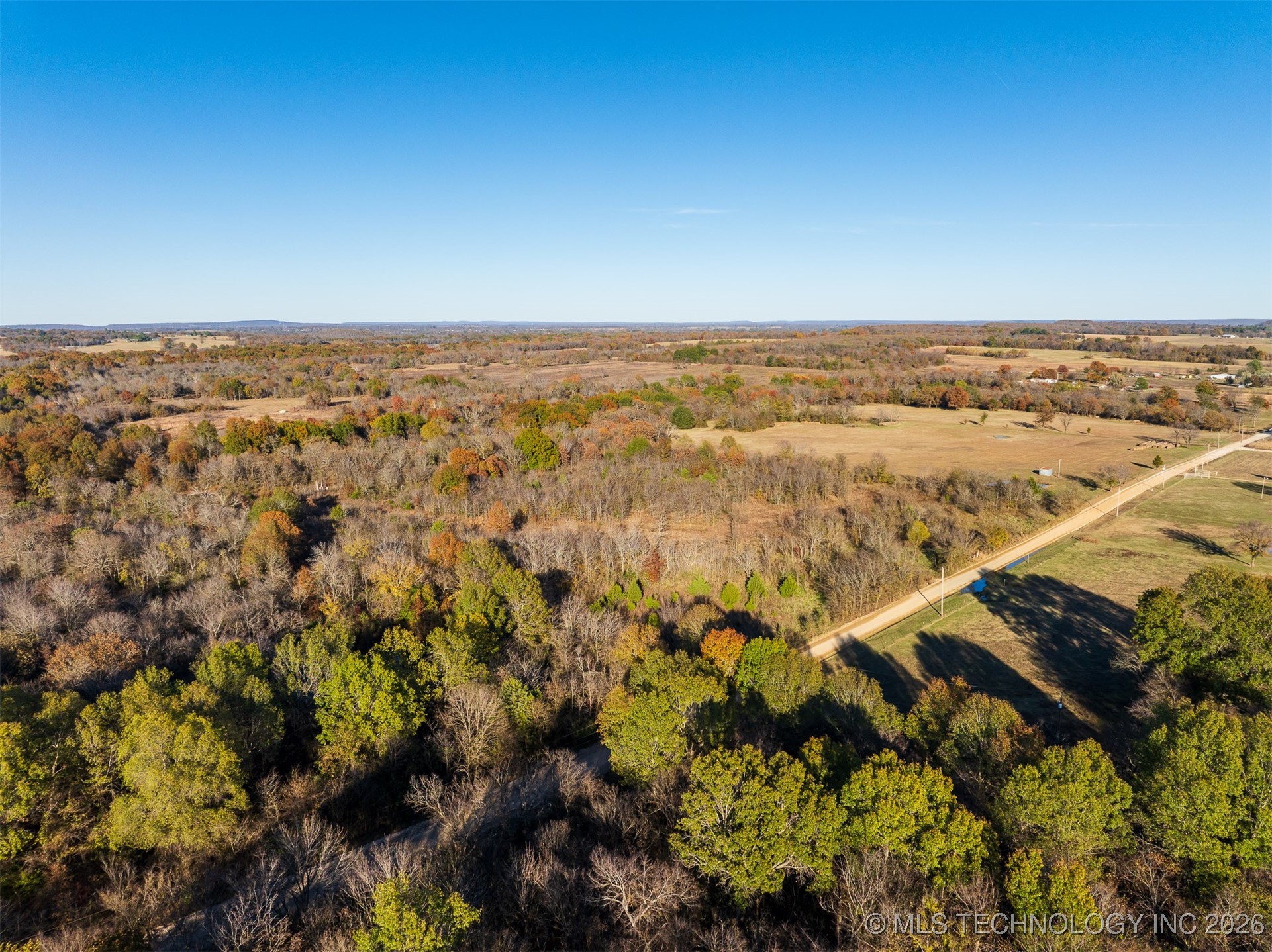 1 E 1020 Road Property Photo 72