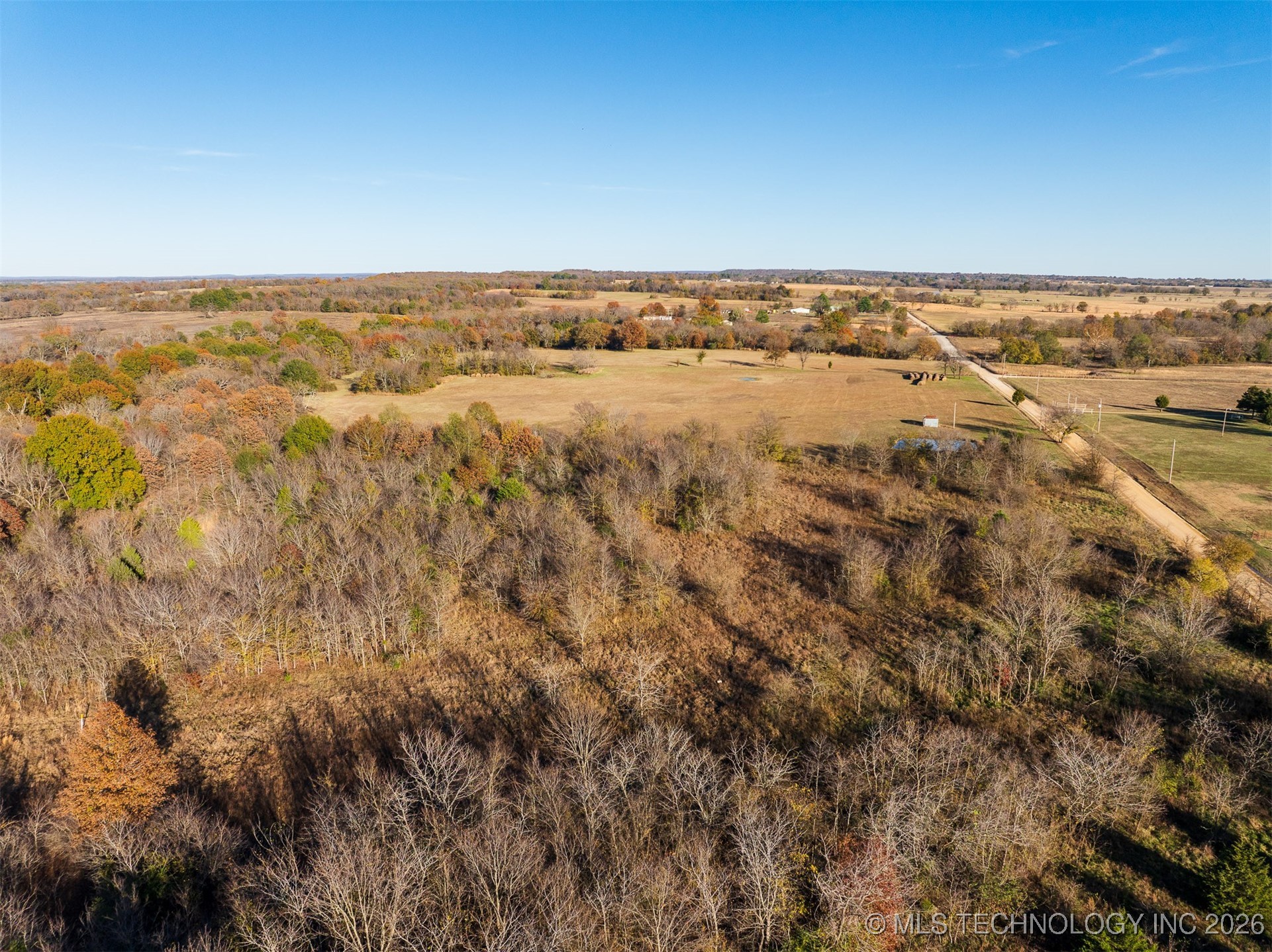 1 E 1020 Road Property Photo 78