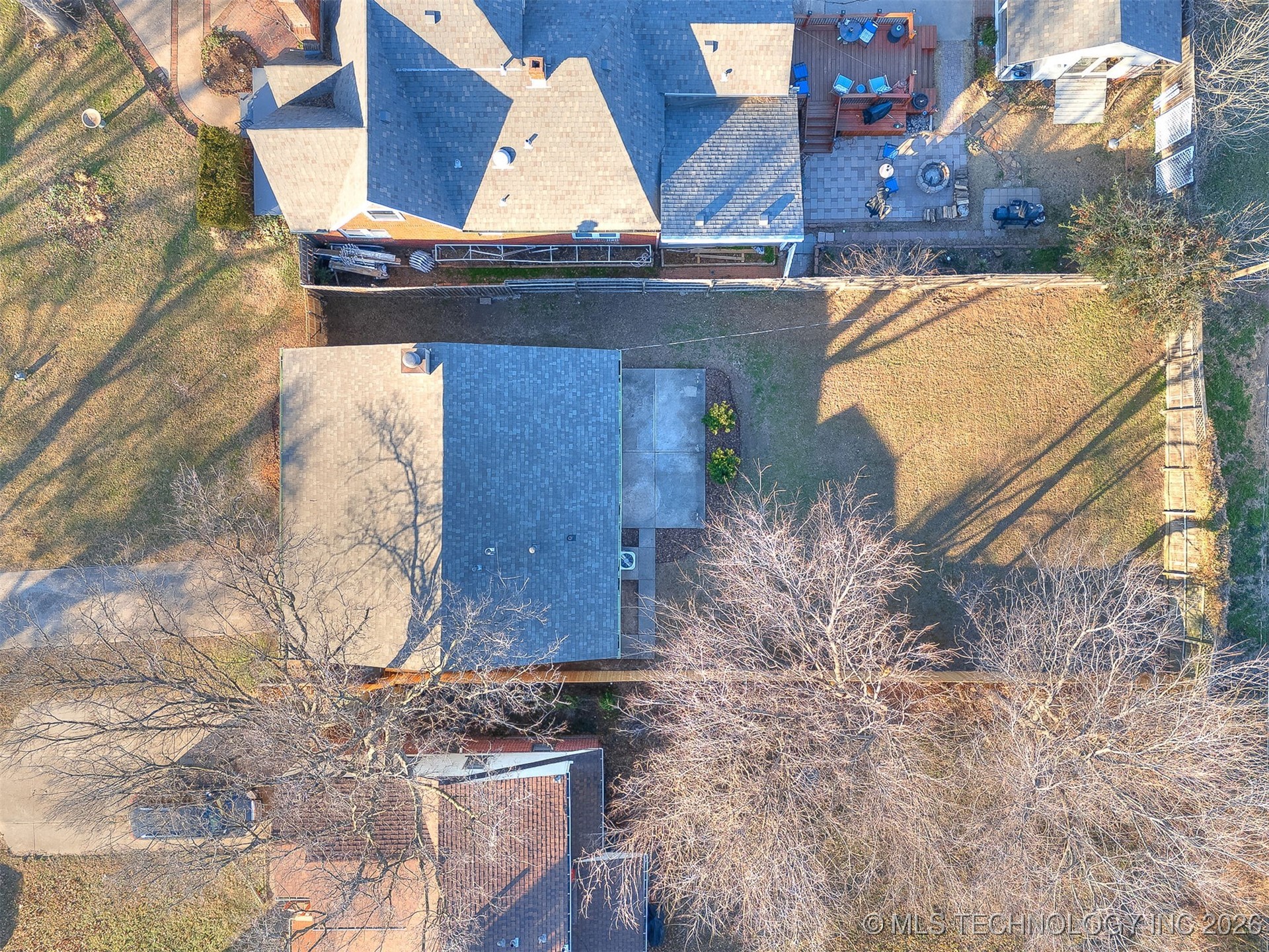 1915 S Indianapolis Avenue Property Photo 17