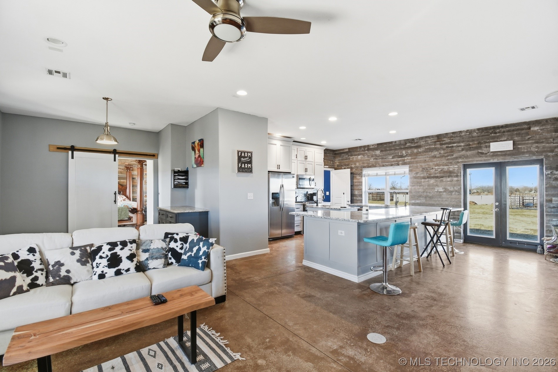 11252 S 4110 Road Property Photo 12