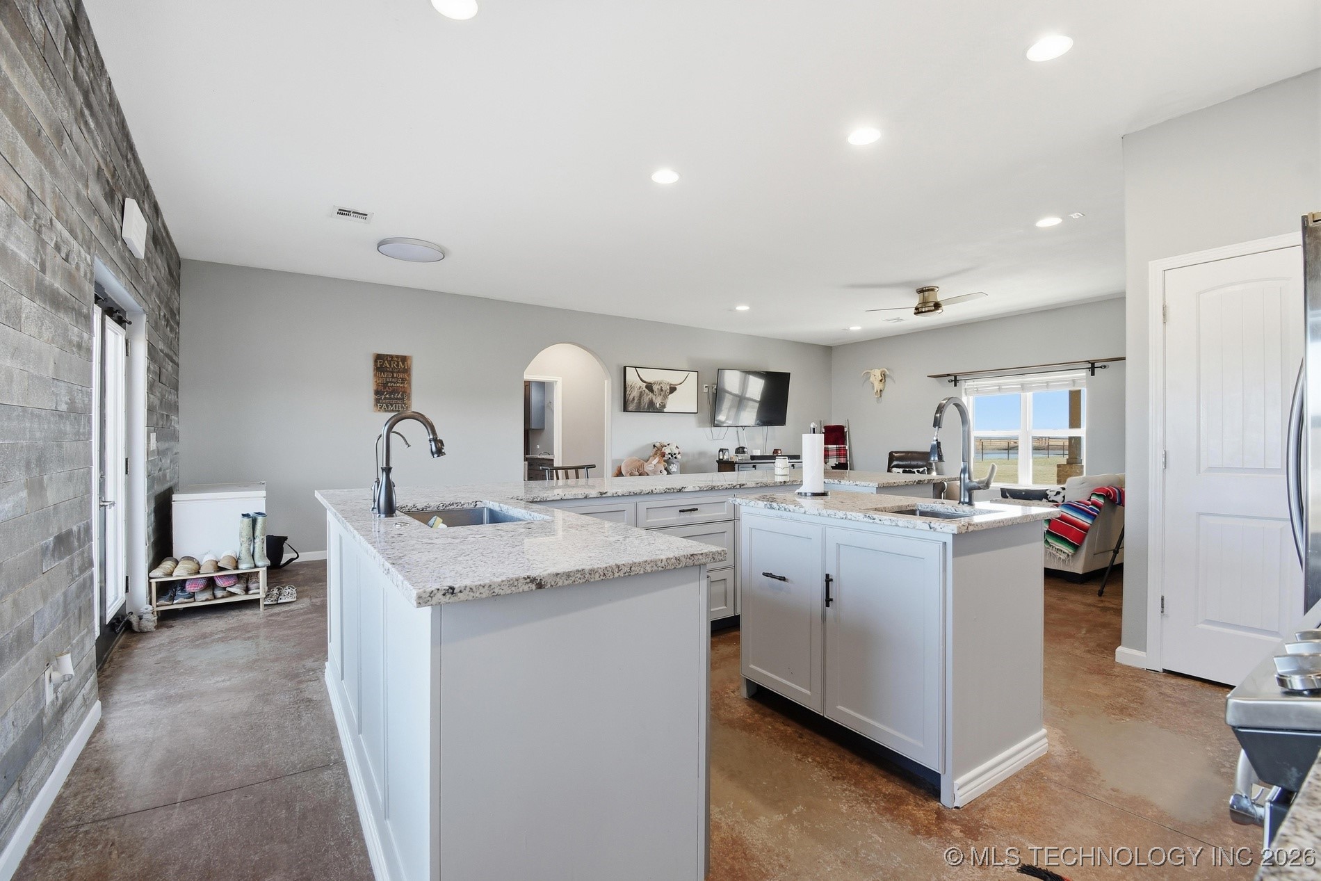 11252 S 4110 Road Property Photo 18