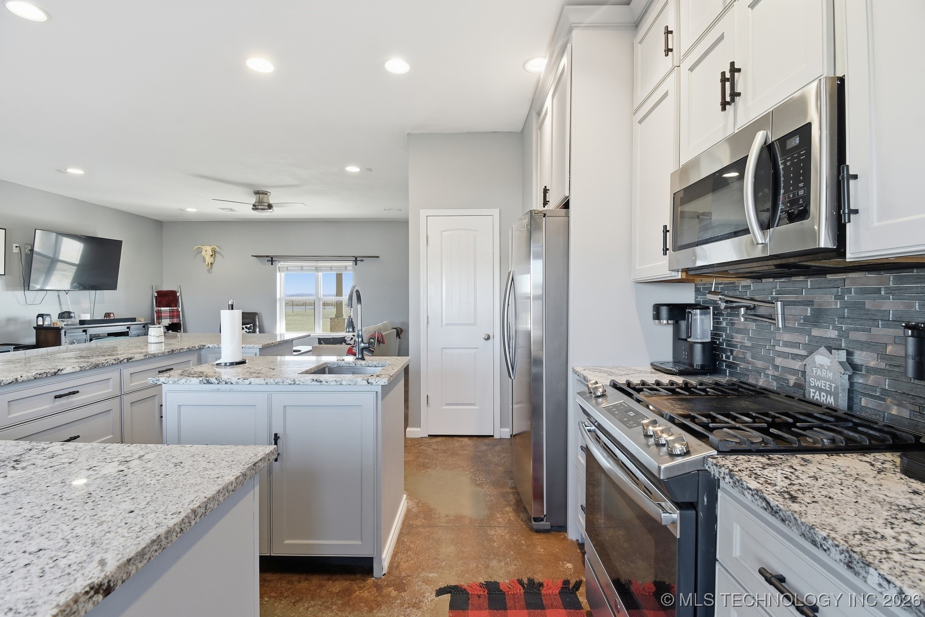 11252 S 4110 Road Property Photo 20