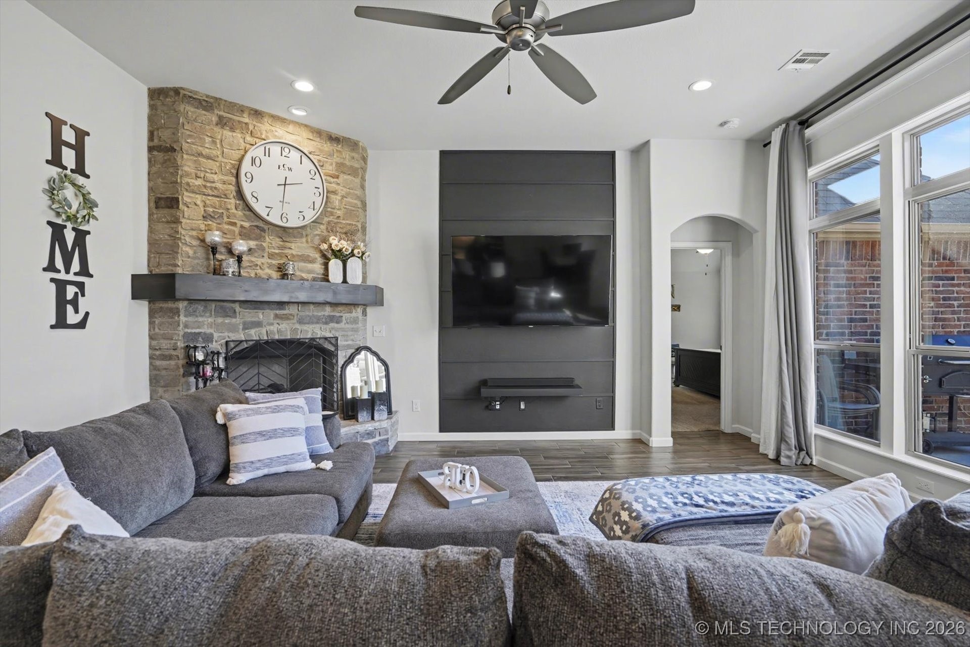 824 N 88th Street Property Photo 3