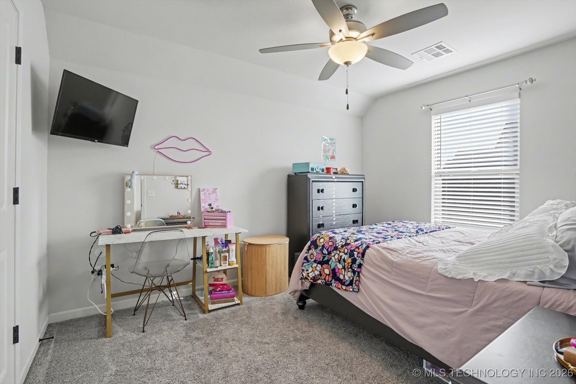 824 N 88th Street Property Photo 12